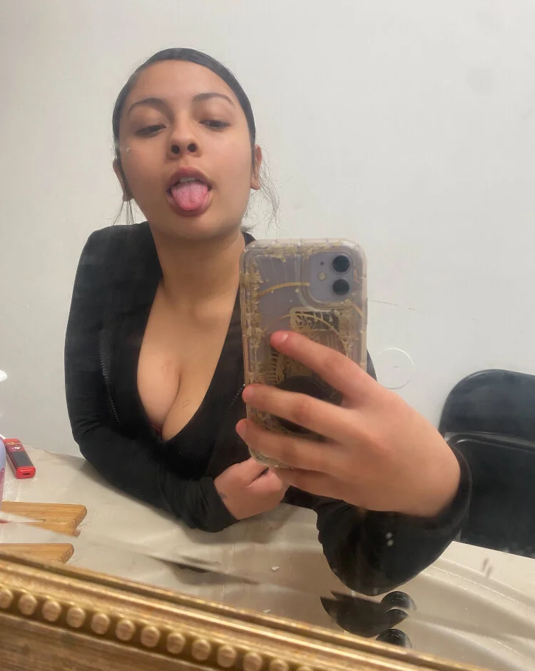 XXX Porn Photo of Nude LaMonaMasLinda 2