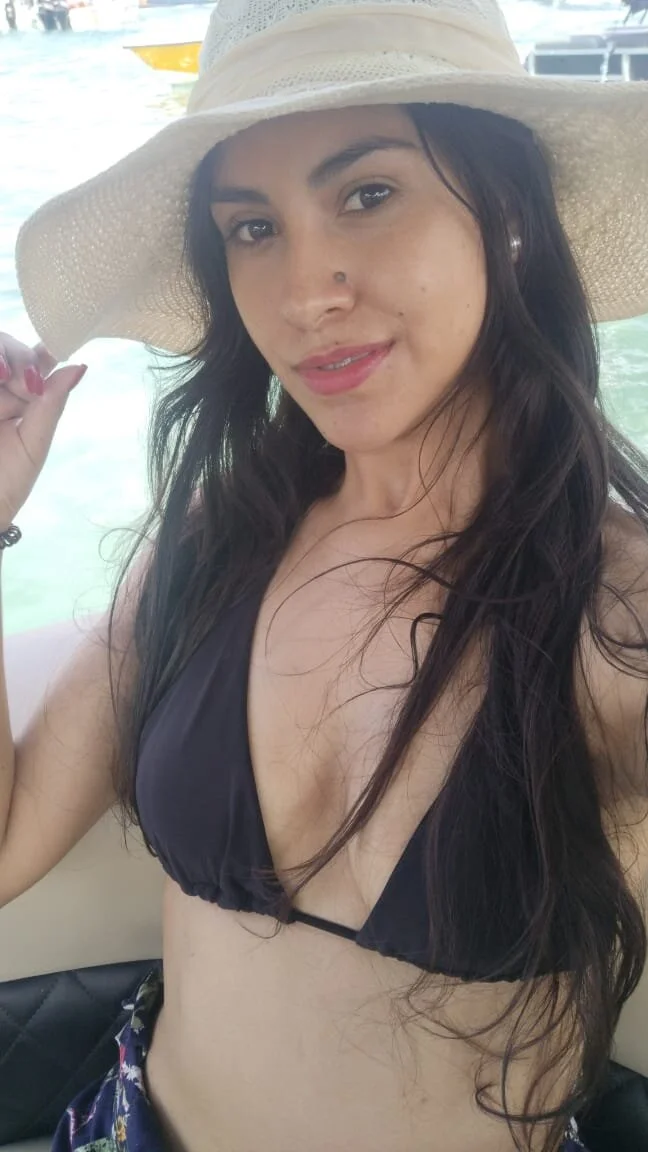 XXX Porn Photo of Nude miel_latina 10