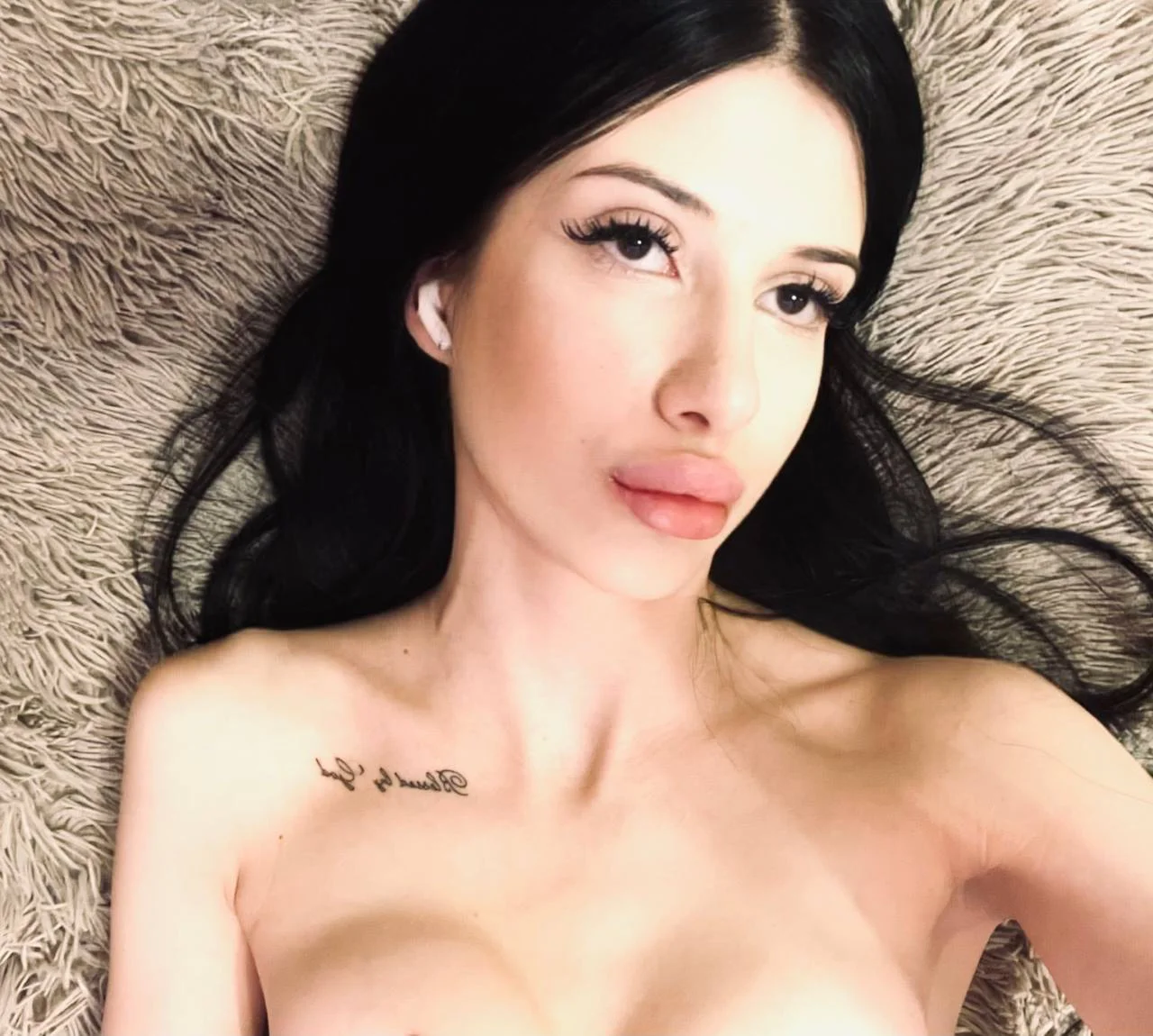 XXX Porn Photo of Nude Nellie_Gold 4