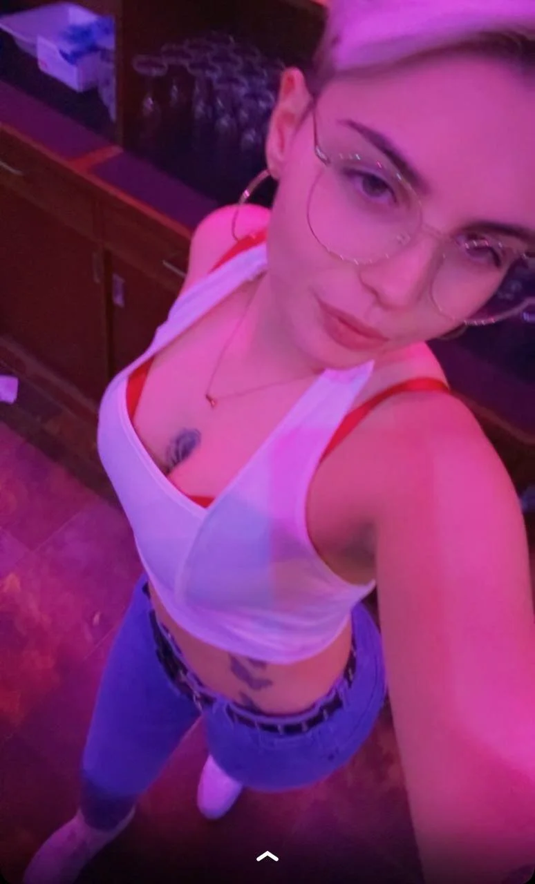 XXX Porn Photo of Nude HannahFoxxx 2