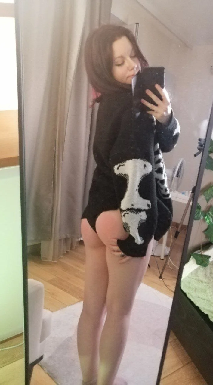 XXX Porn Photo of Nude AshleeRomer 15