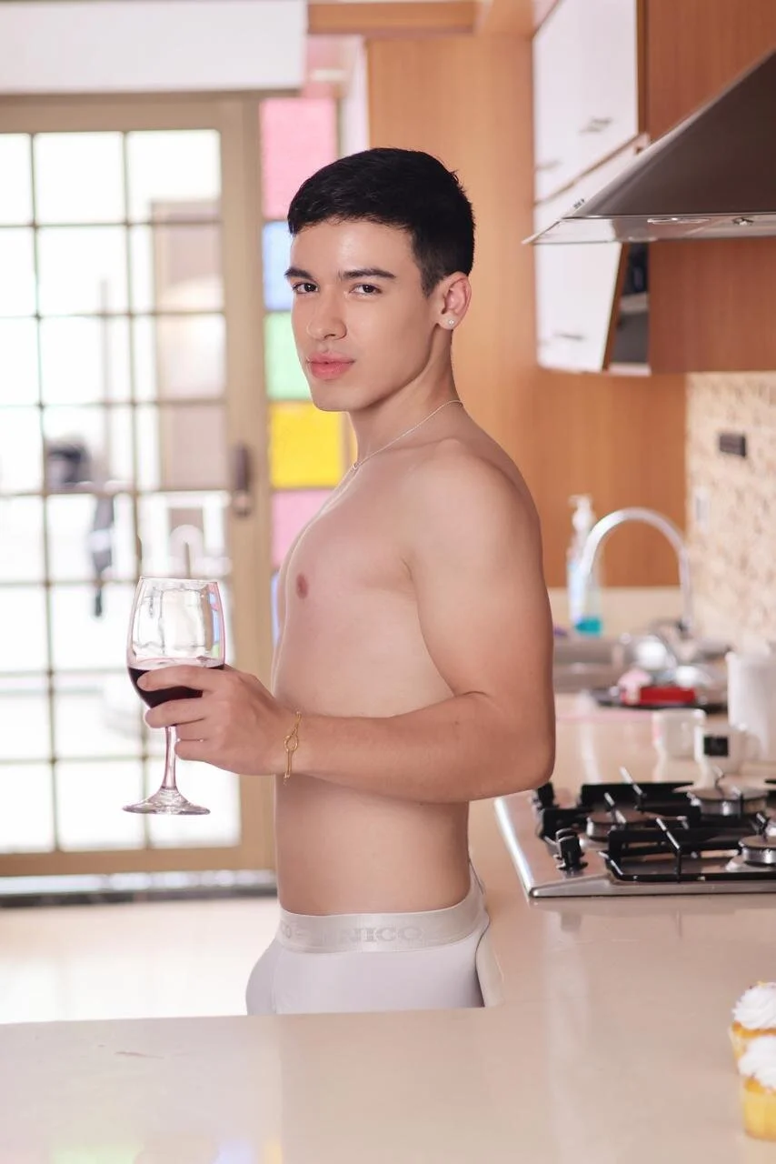 XXX Porn Photo of Nude david_osorio 18