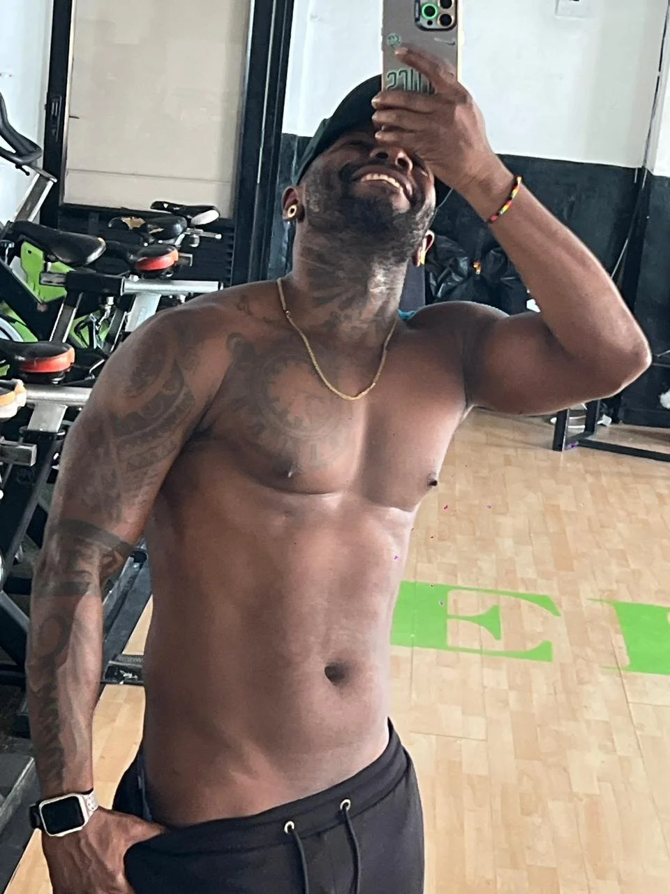 XXX Porn Photo of Nude Mark_Vega 100