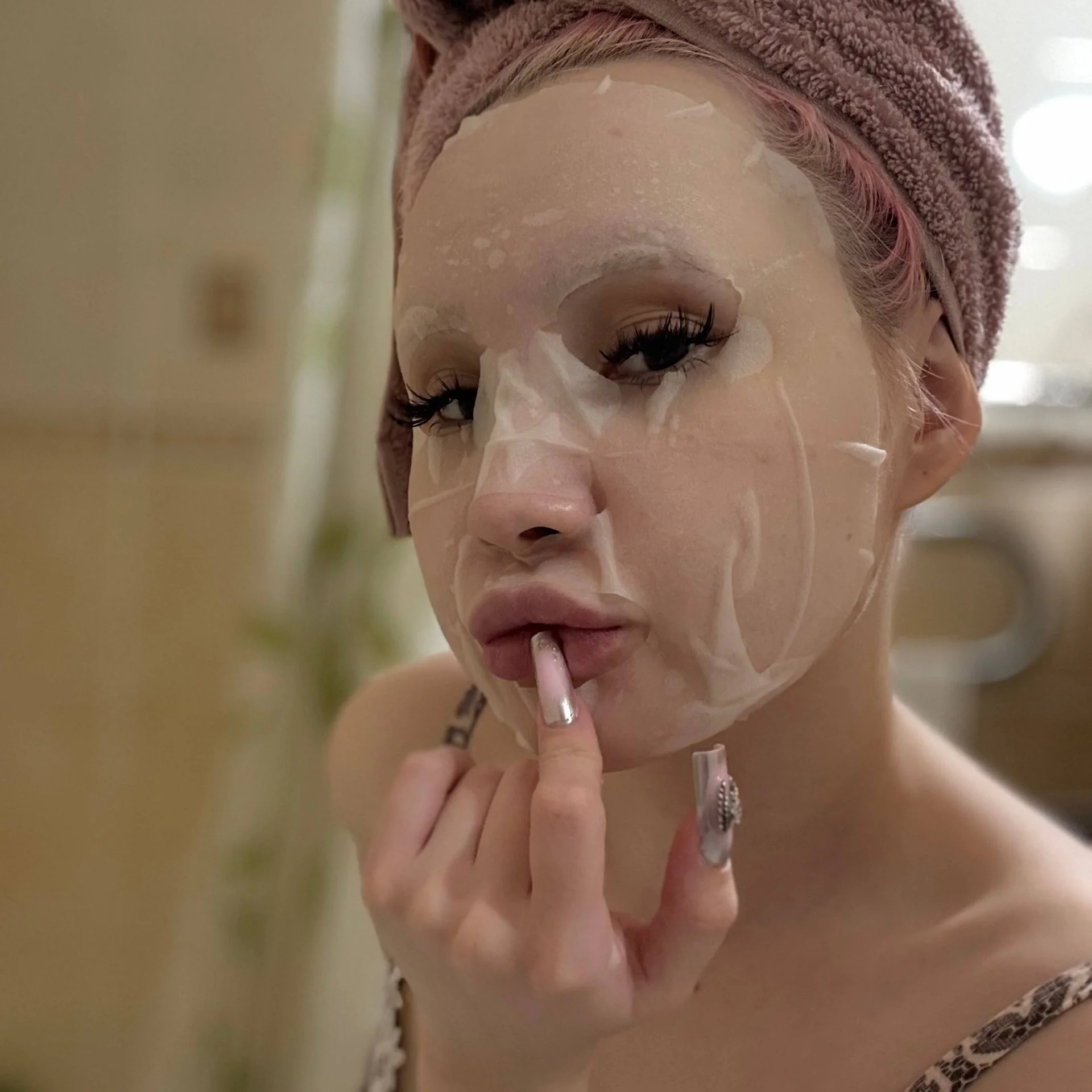 XXX Porn Photo of Nude pink_medi1 7