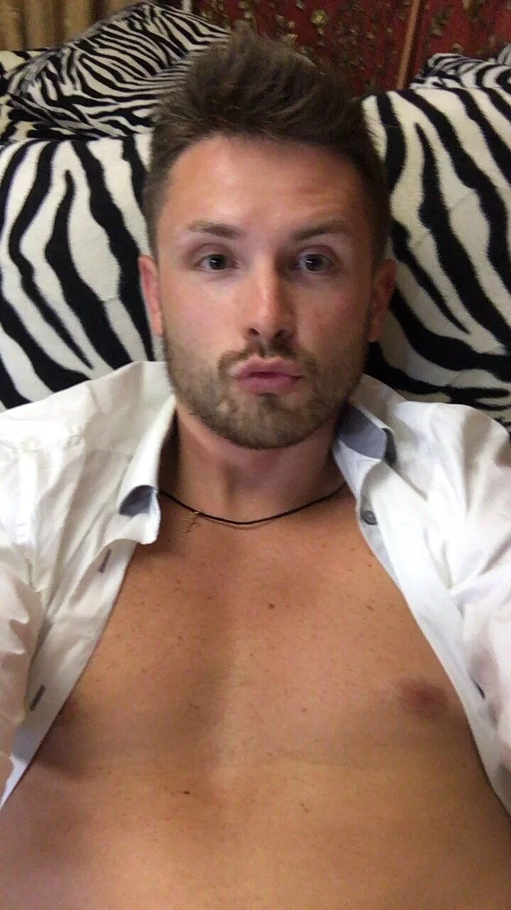 XXX Porn Photo of Nude MartinBrandon 25