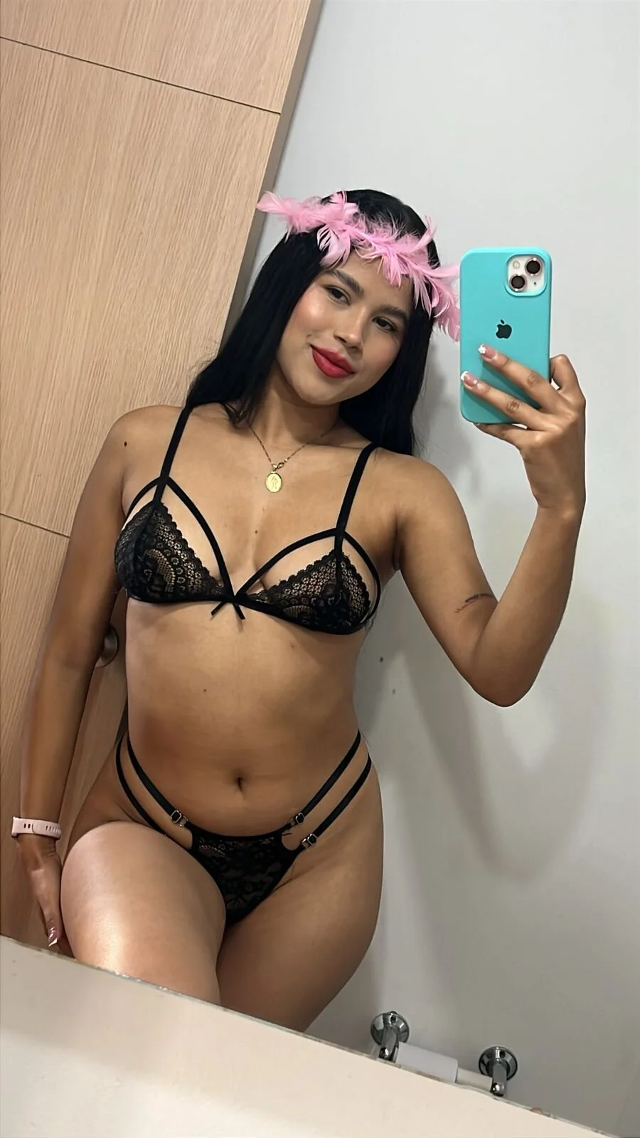 XXX Porn Photo of Nude yulissa_girls 6