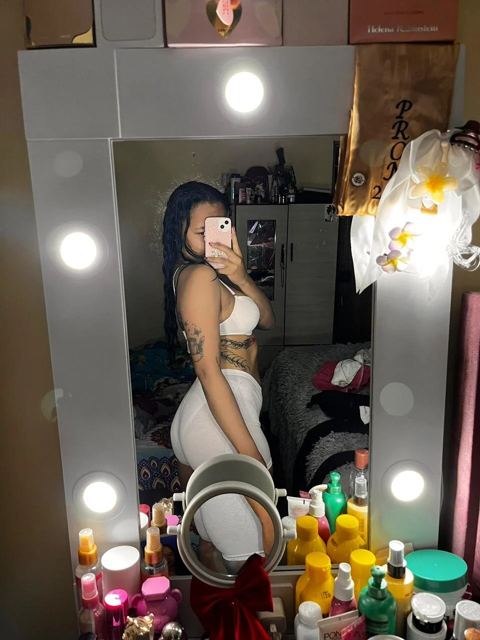 XXX Porn Photo of Nude coraline_vera 19