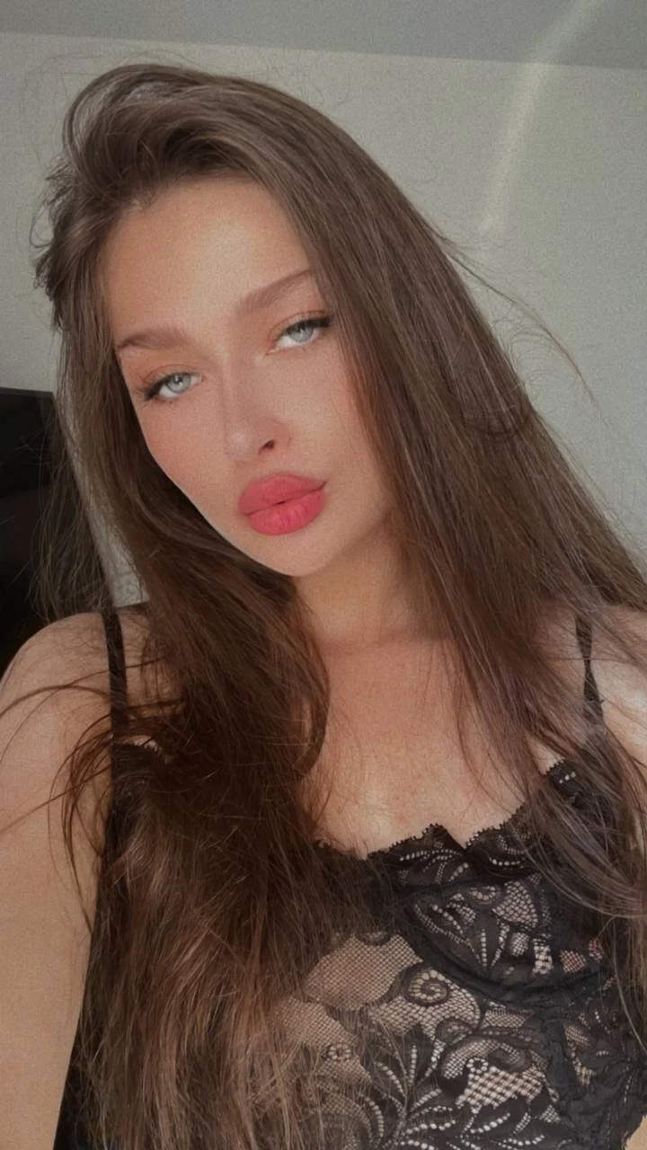 XXX Porn Photo of Nude Vanessa_Florence 12