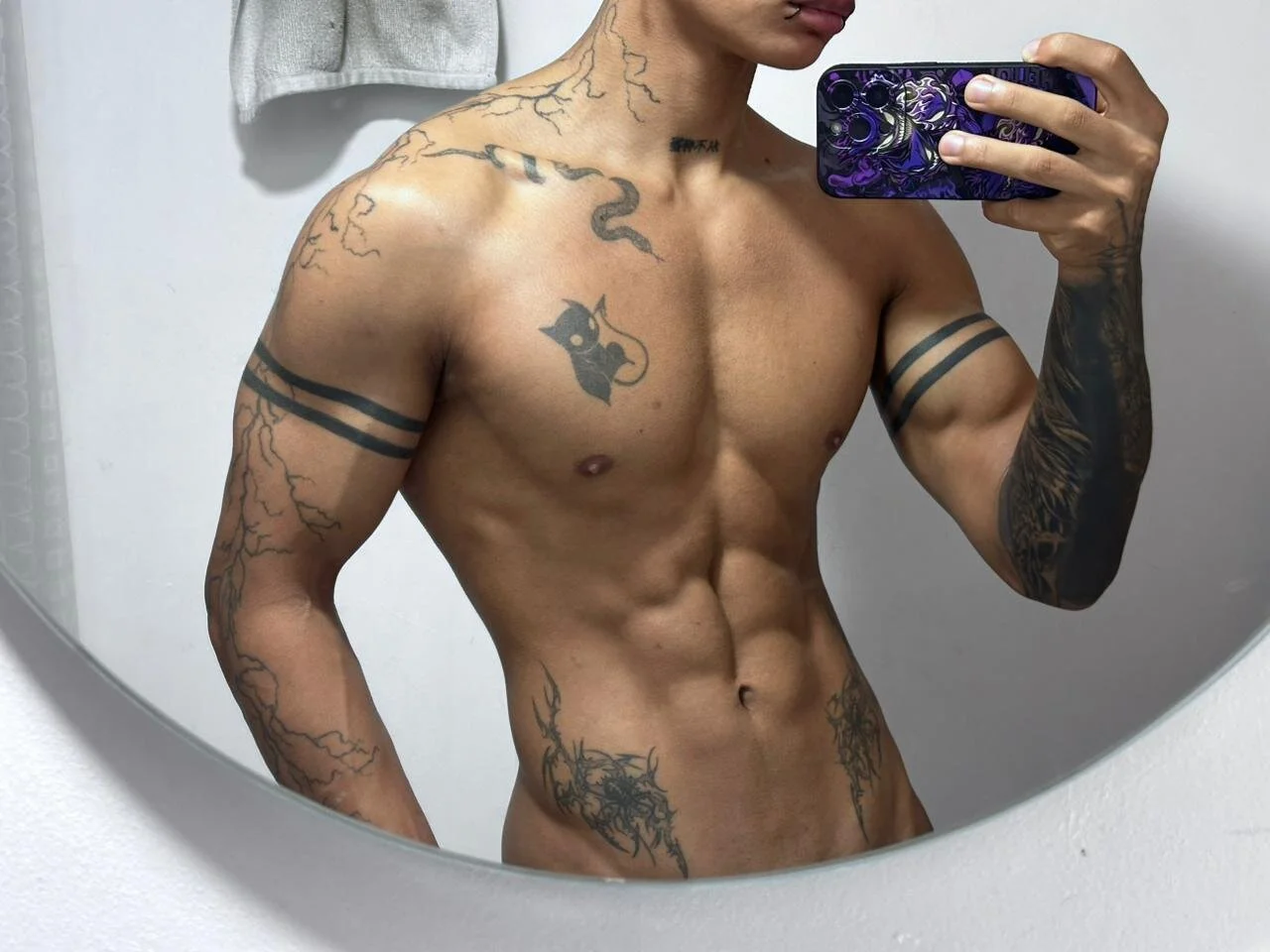 XXX Porn Photo of Nude dante_cooper0 6
