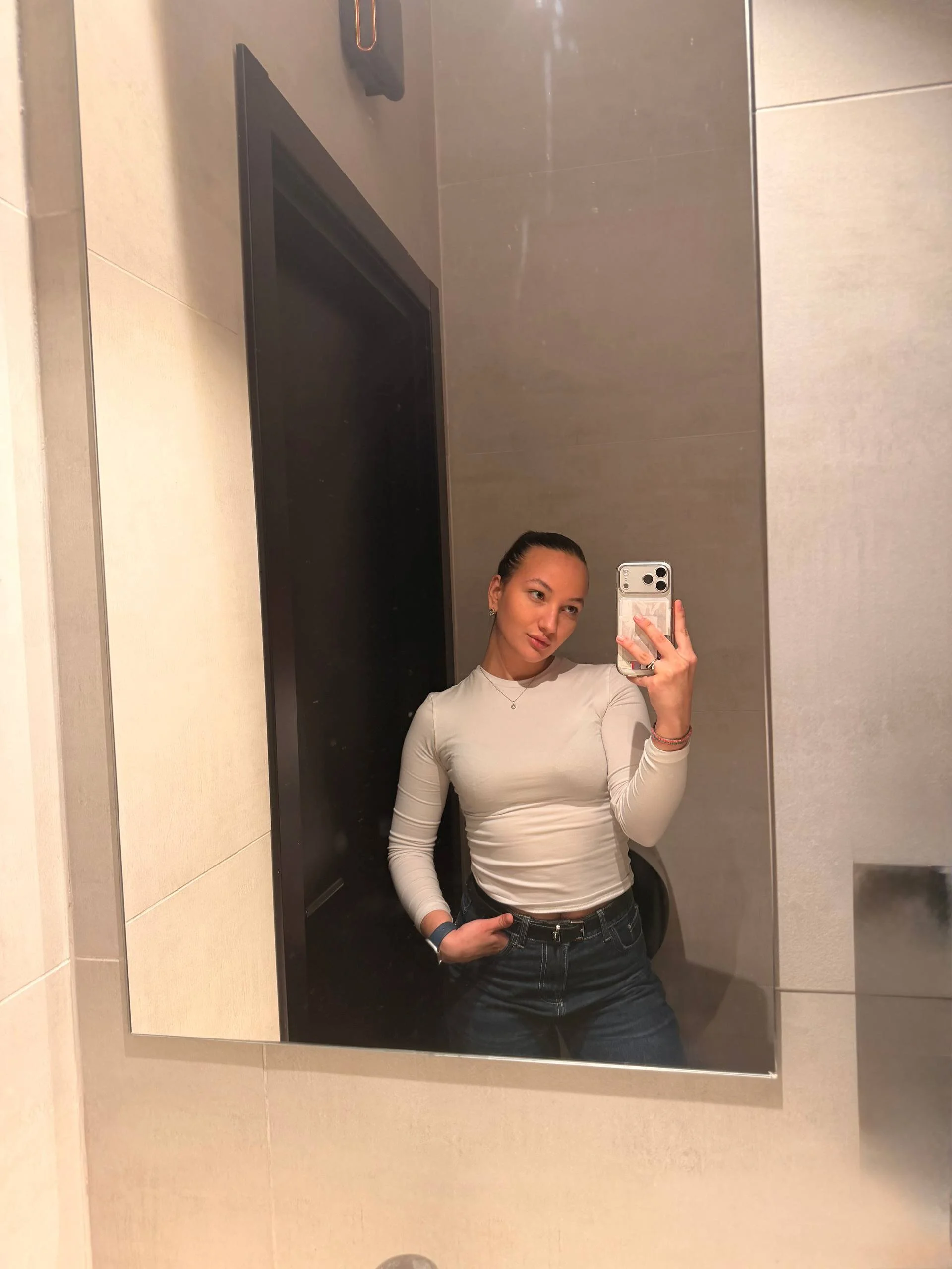 XXX Porn Photo of Nude VanesaPenaloza 4