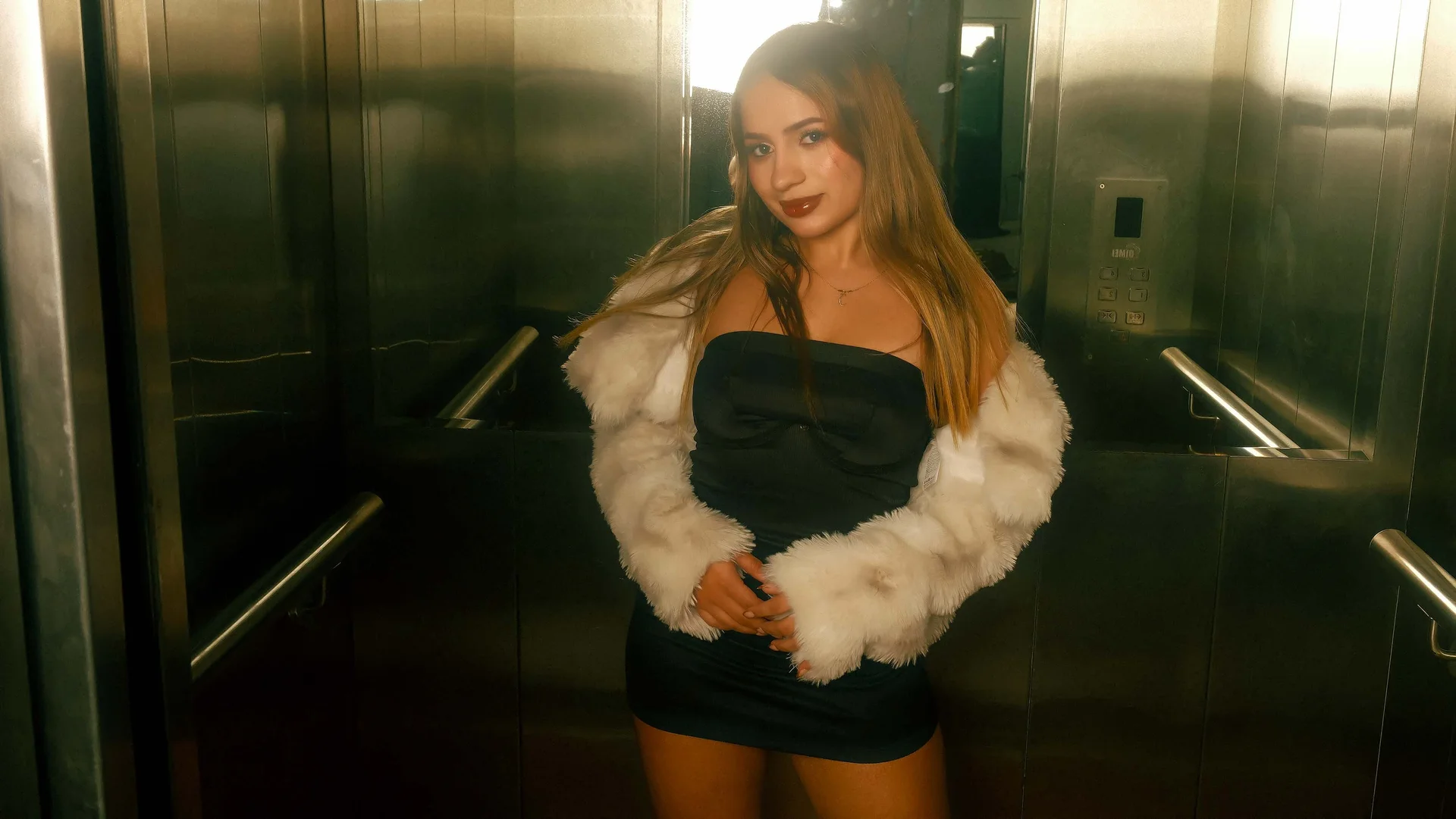 XXX Porn Photo of Nude Vivi_prinncess 137