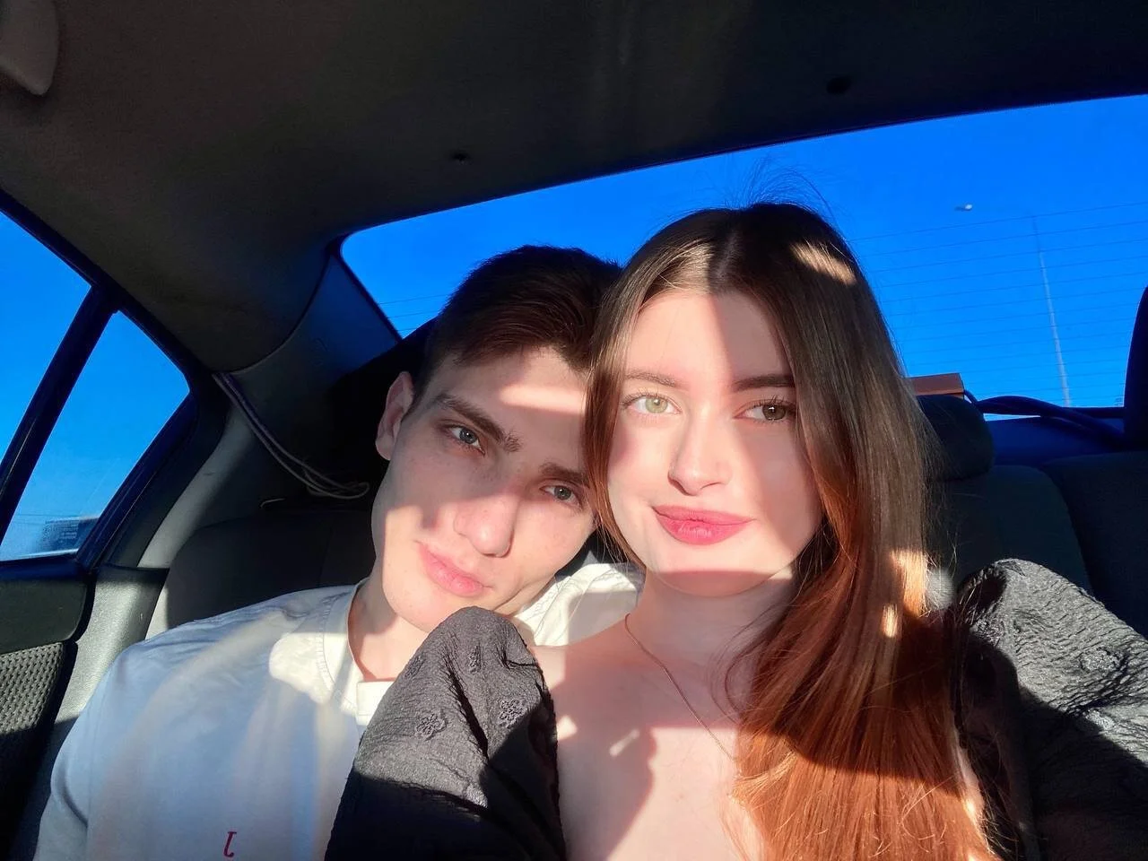 XXX Porn Photo of Nude EmiliaCouple 3