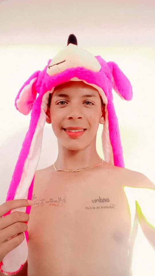XXX Porn Photo of Nude s_latins_boys 15