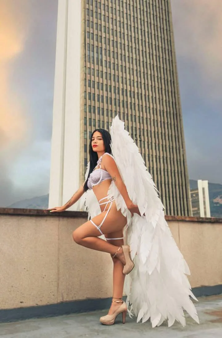XXX Porn Photo of Nude laura_rouse_ 31
