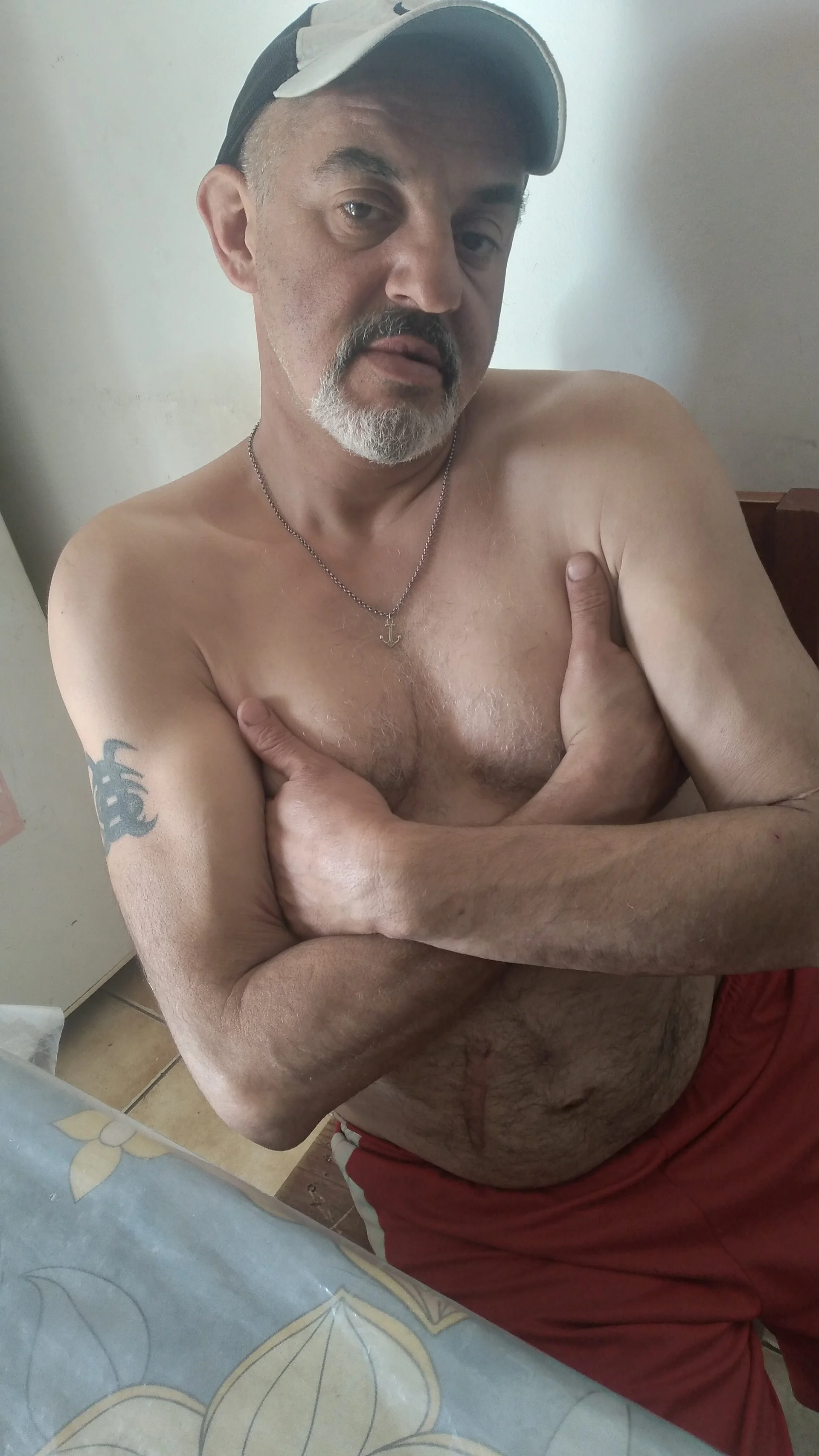 XXX Porn Photo of Nude sexyviejito 3