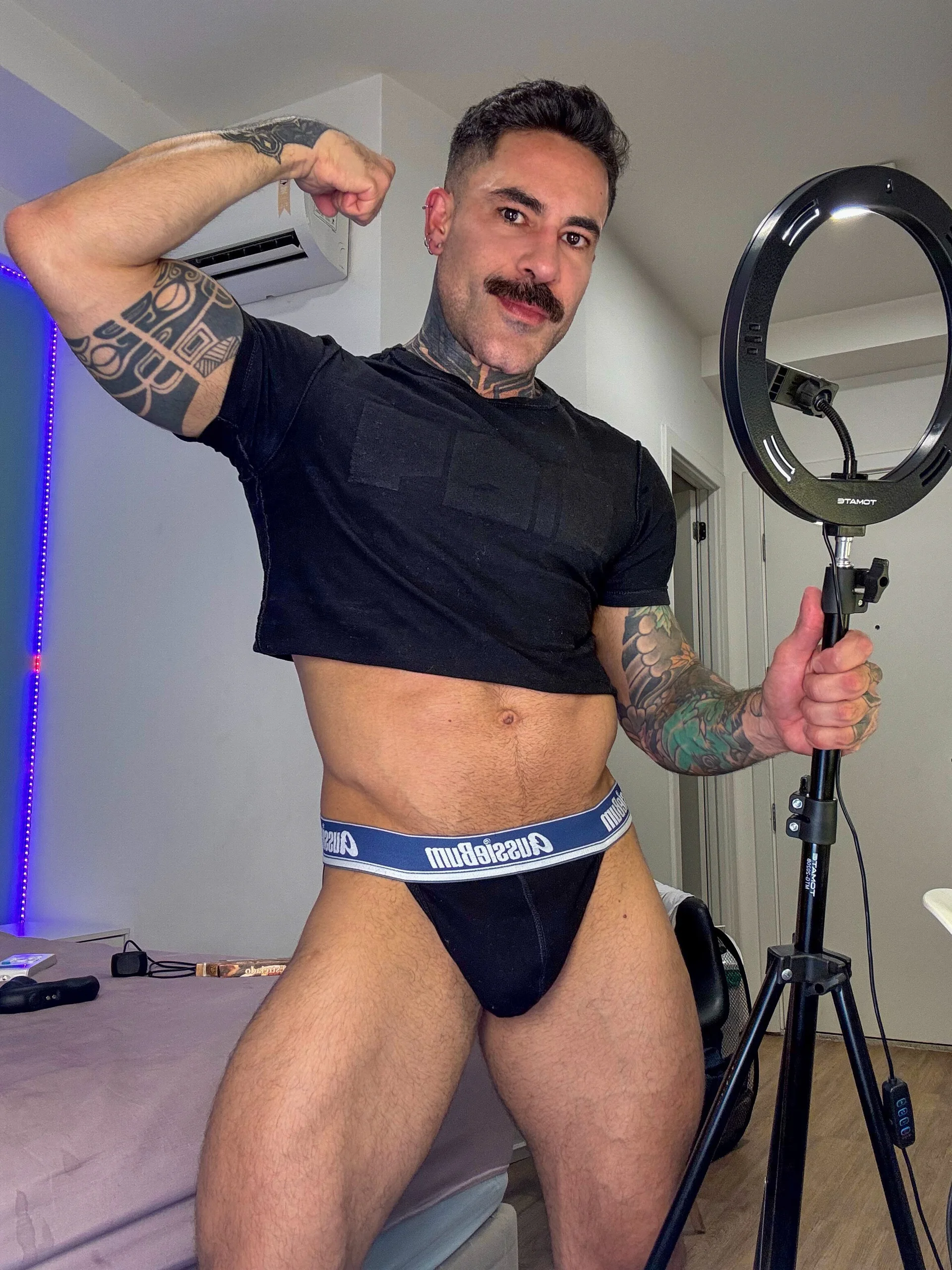 XXX Porn Photo of Nude kaimeloni 11