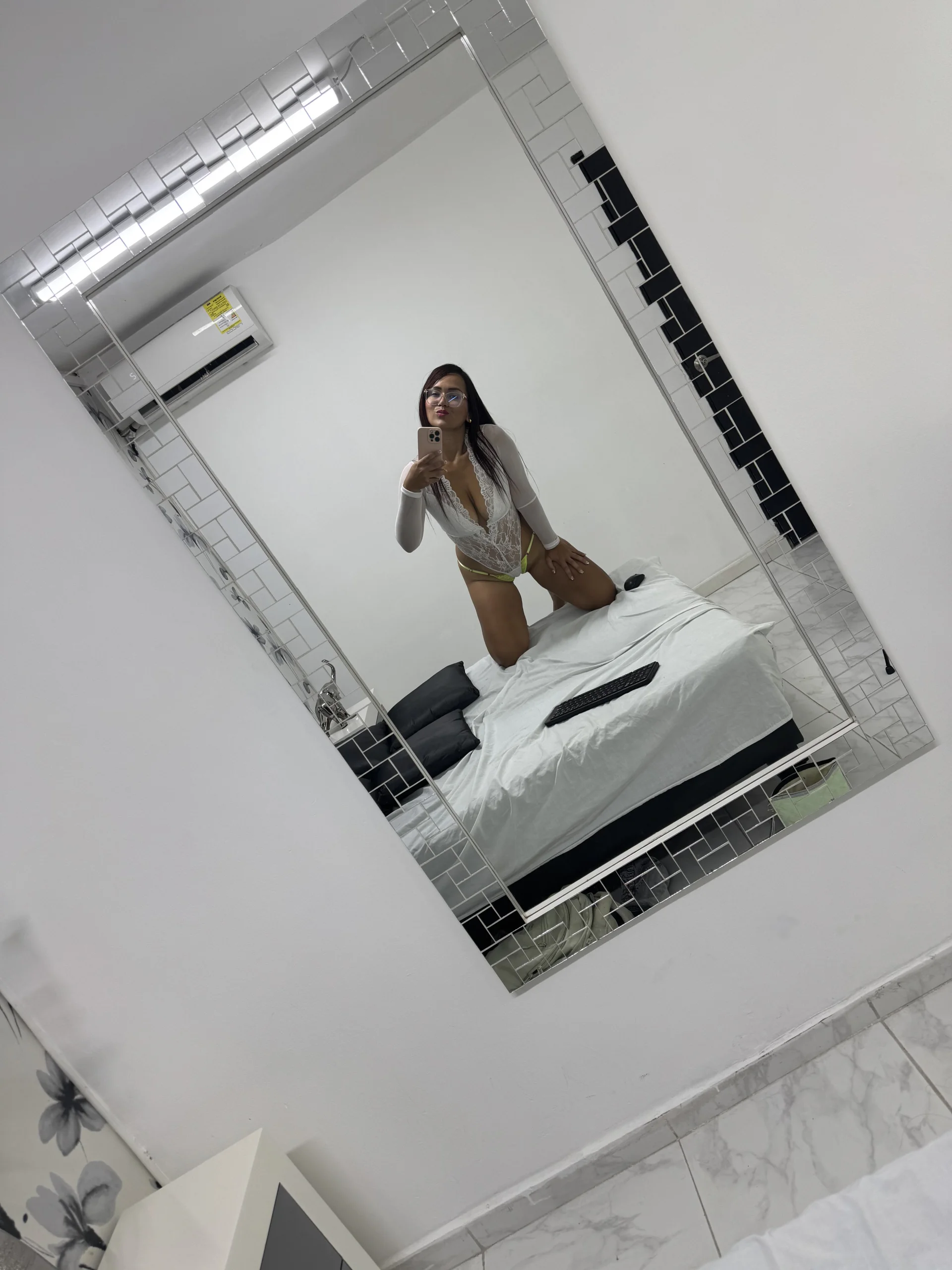XXX Porn Photo of Nude Valeritattoo 1