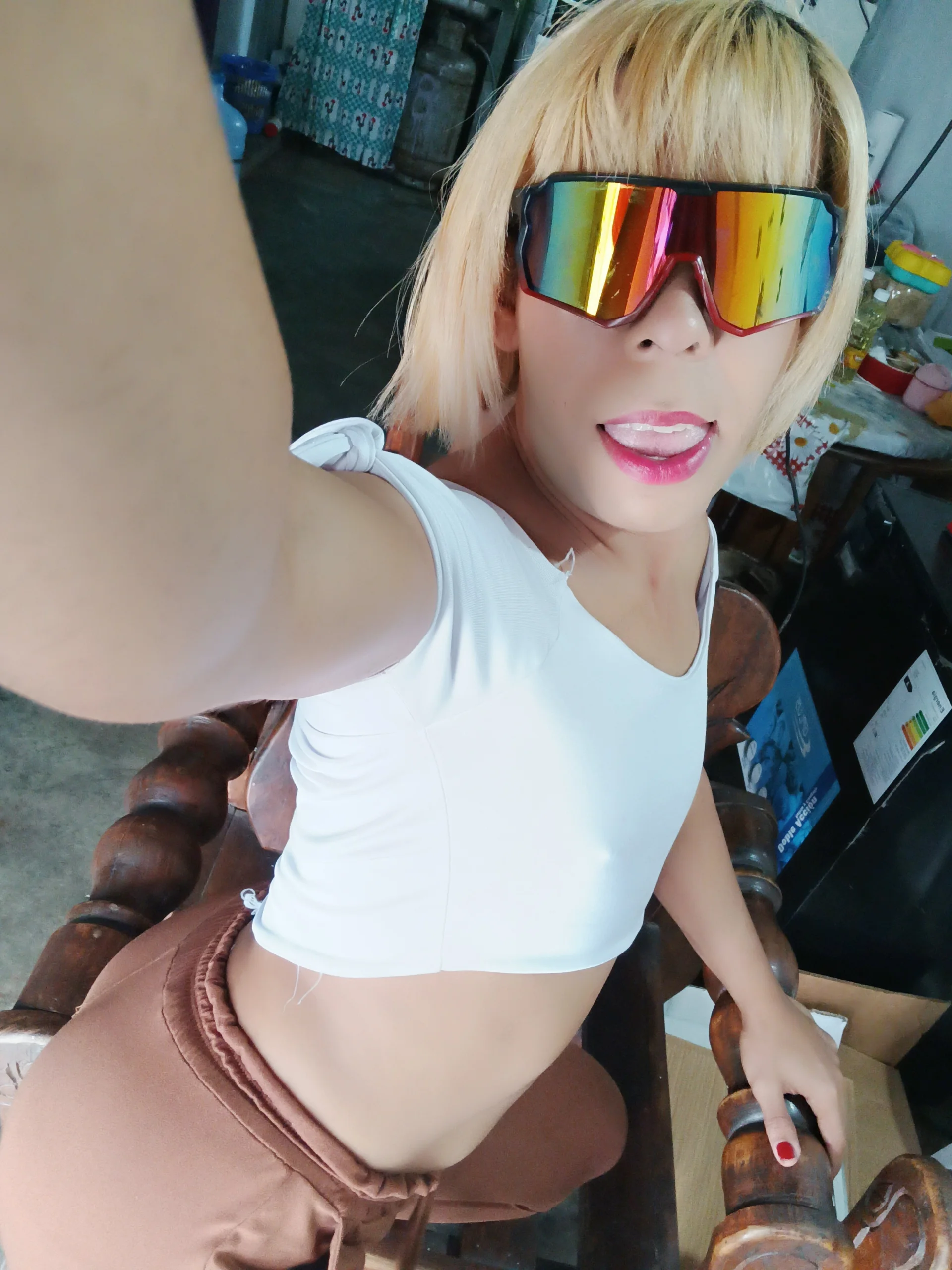 XXX Porn Photo of Nude blondebitchlitle 19