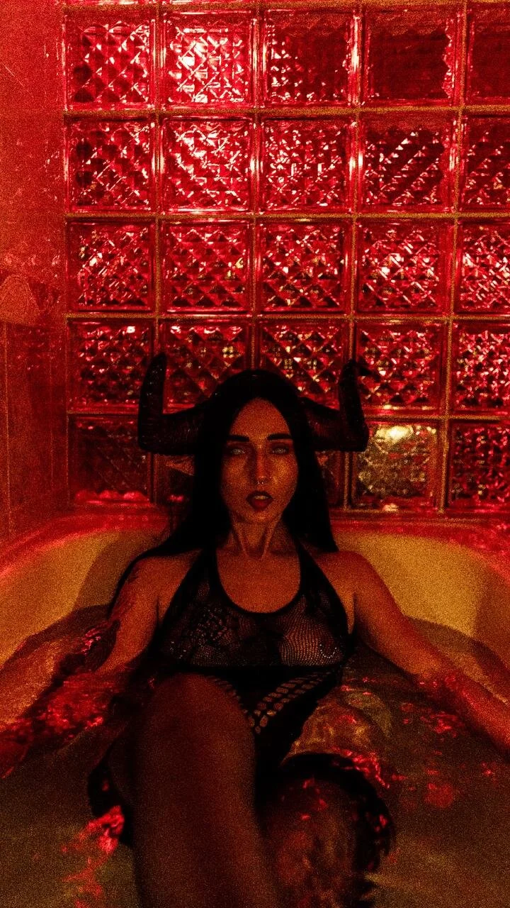 XXX Porn Photo of Nude helen_mooree 57