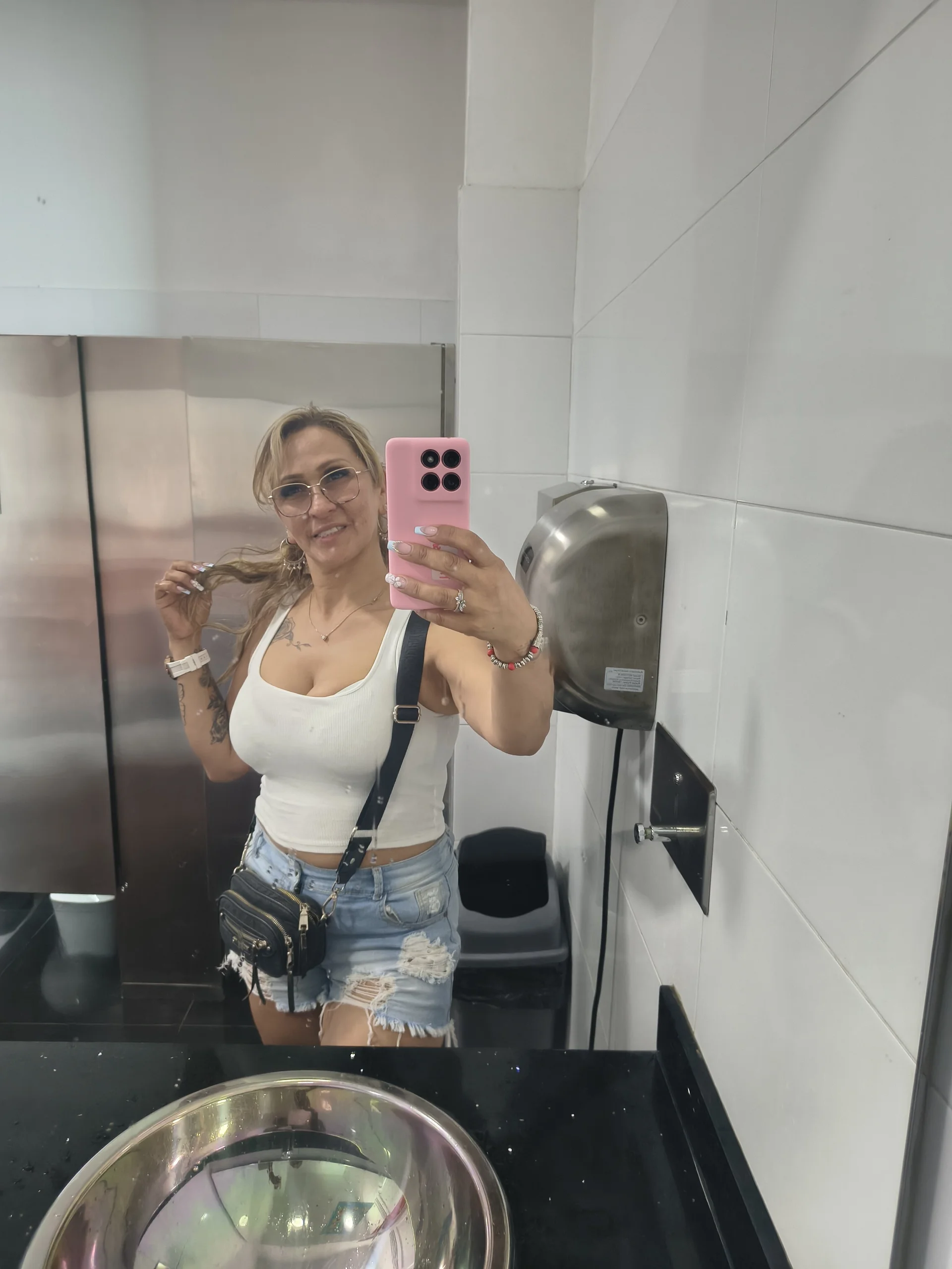 XXX Porn Photo of Nude Camilaabby 1