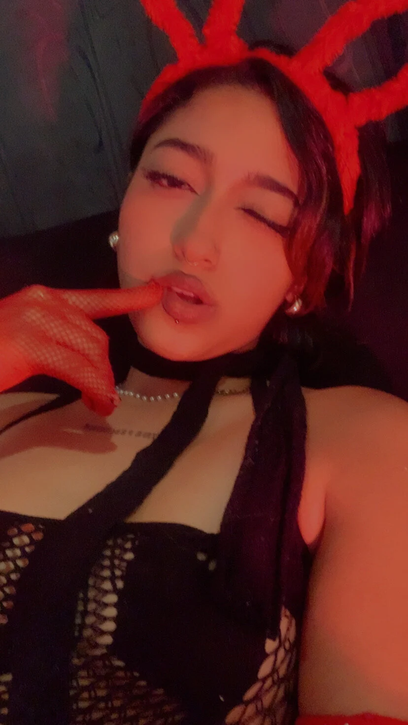 XXX Porn Photo of Nude LilithMonette 58