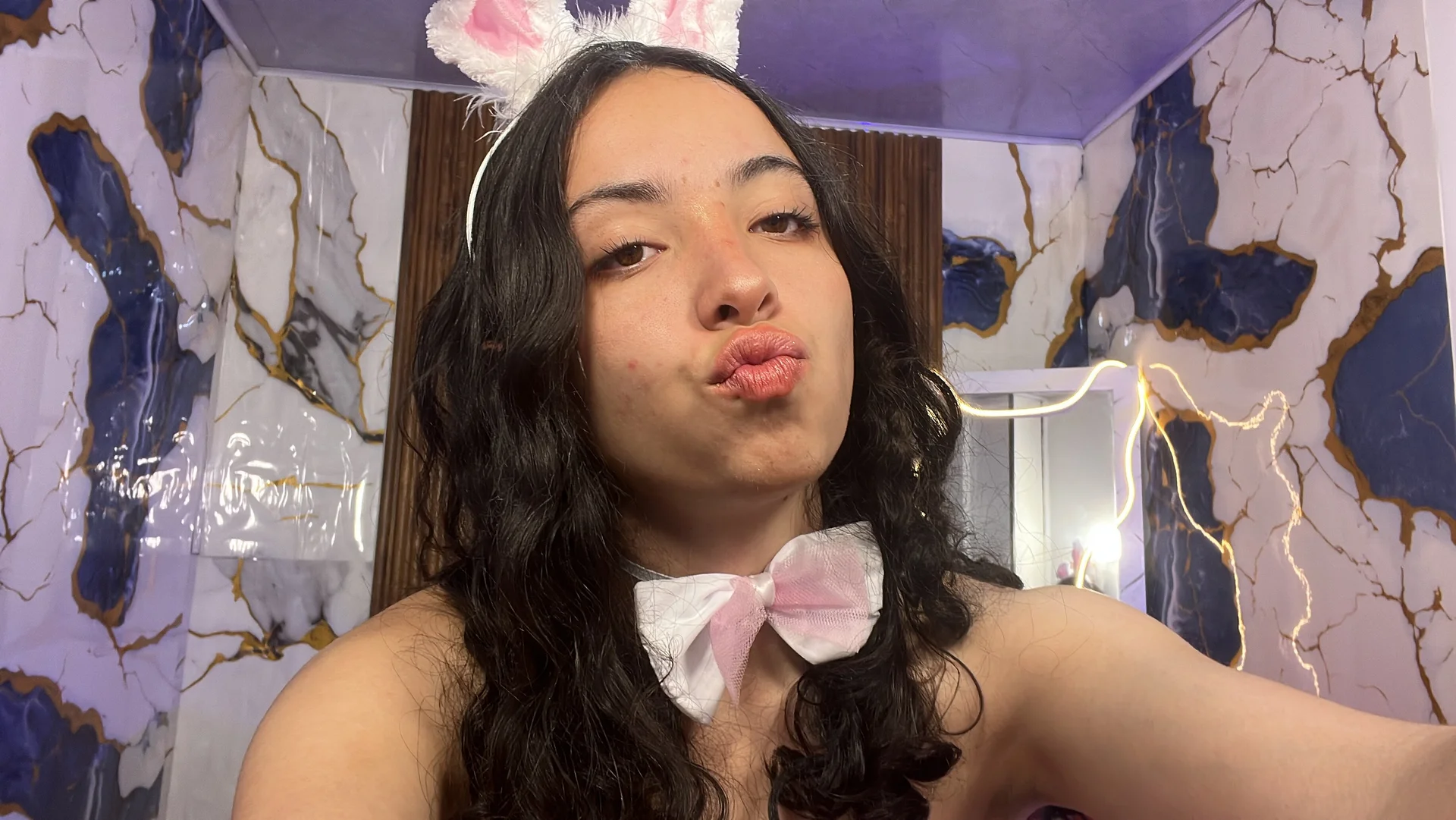 XXX Porn Photo of Nude Alyce_tay1 20