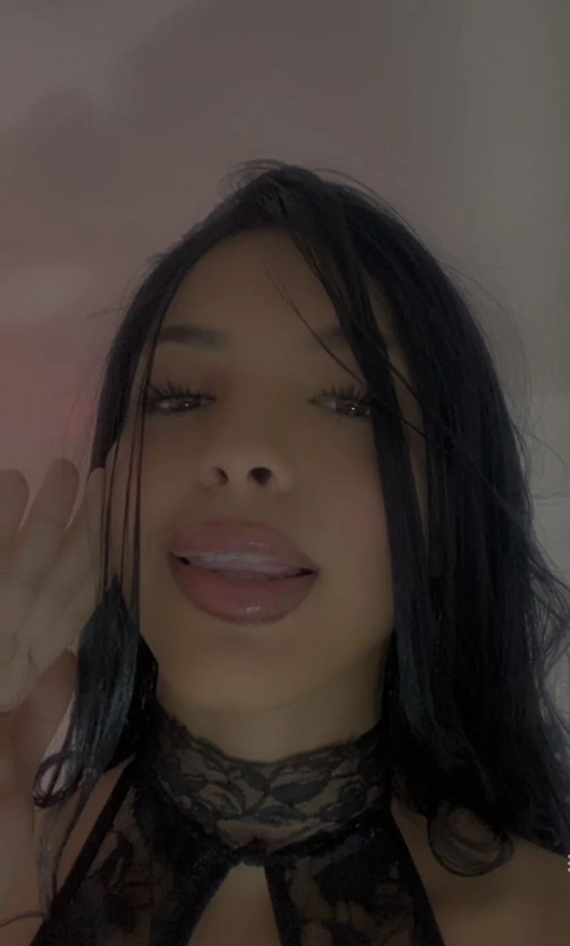 XXX Porn Photo of Nude Emmaa_Saenz_ 13