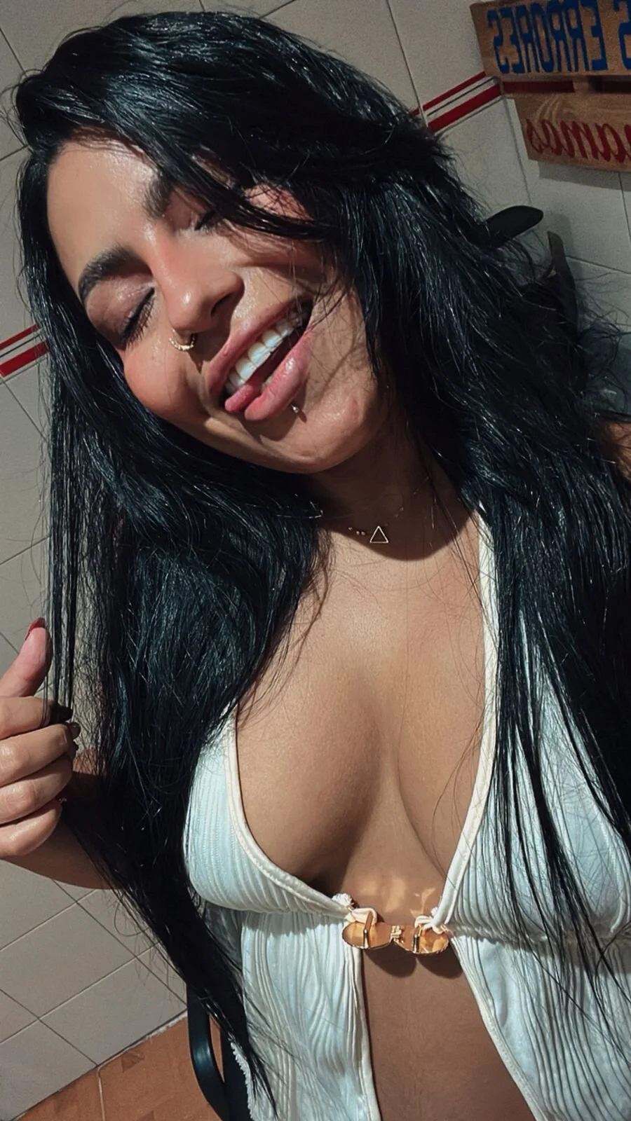 XXX Porn Photo of Nude kiana_cream 942