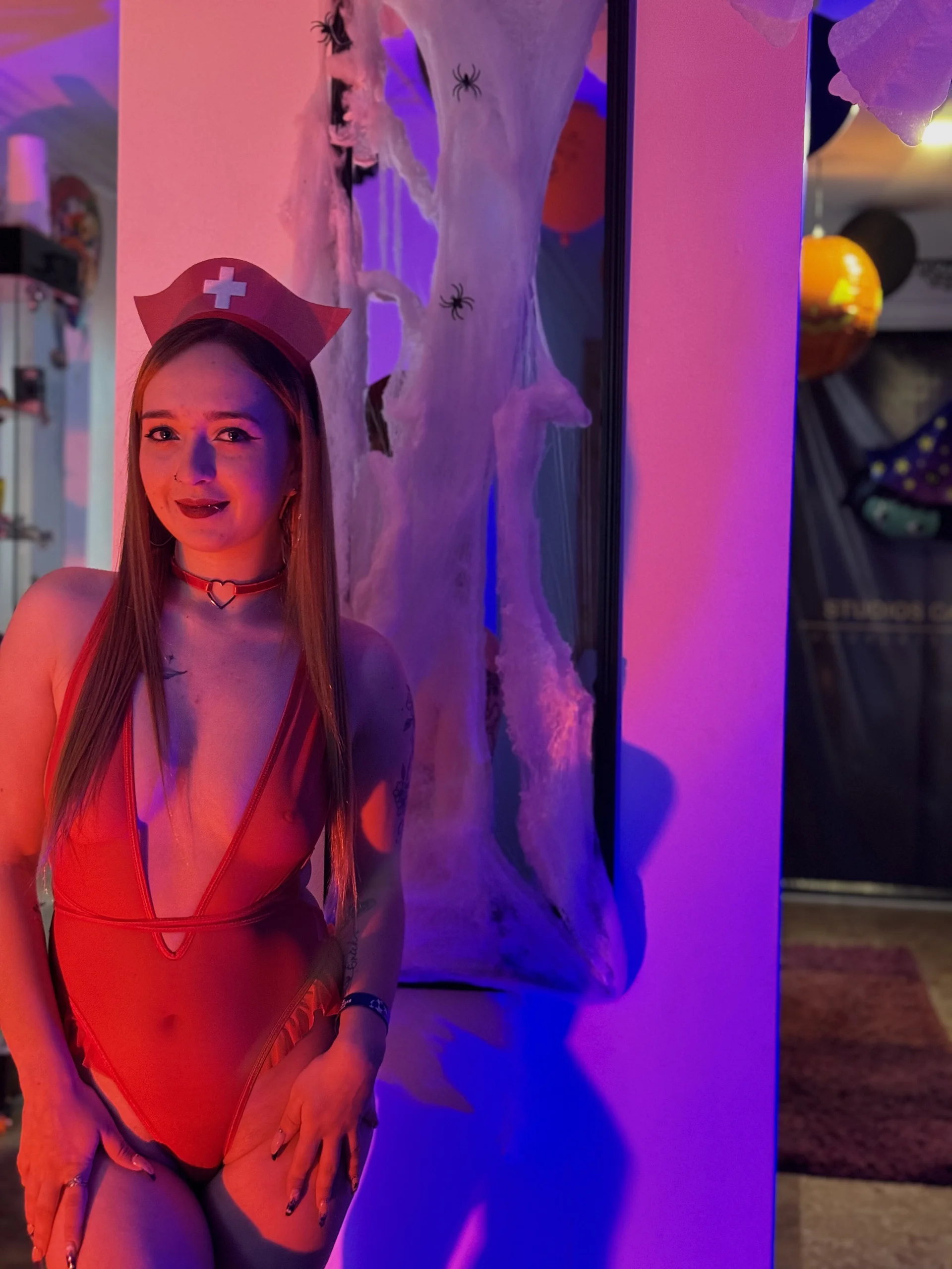 XXX Porn Photo of Nude Liaroberts1 60
