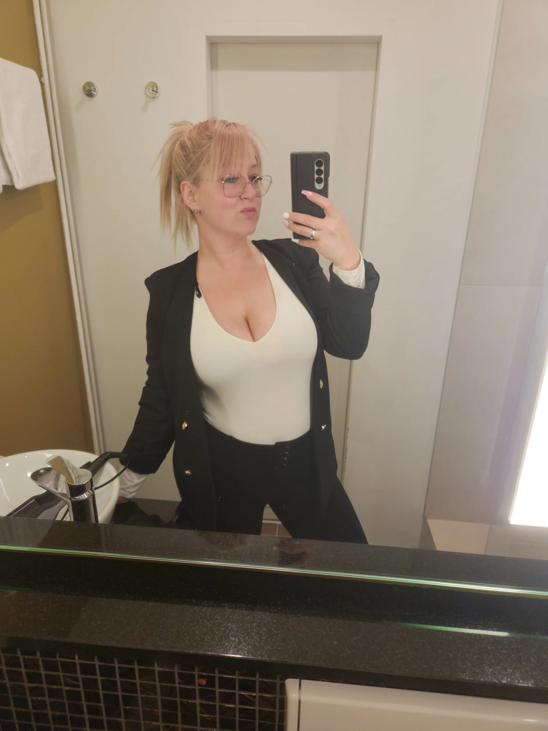 XXX Porn Photo of Nude Lillyloo_ 1