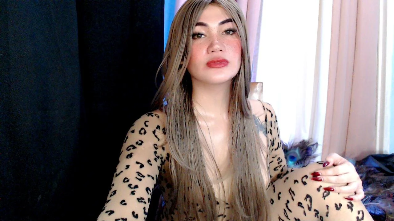 Felicity_lux