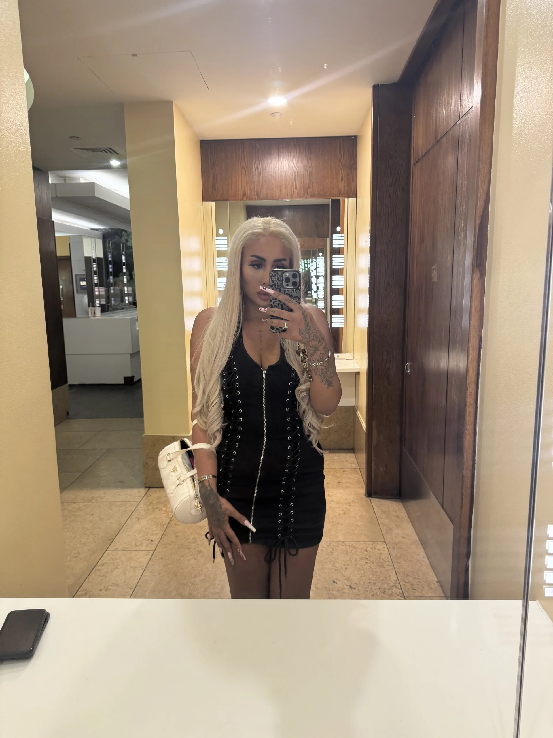 XXX Porn Photo of Nude zara_bellexx 23