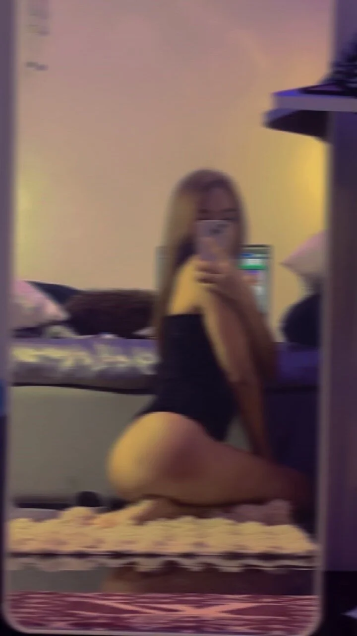 XXX Porn Photo of Nude itsBldreina 2