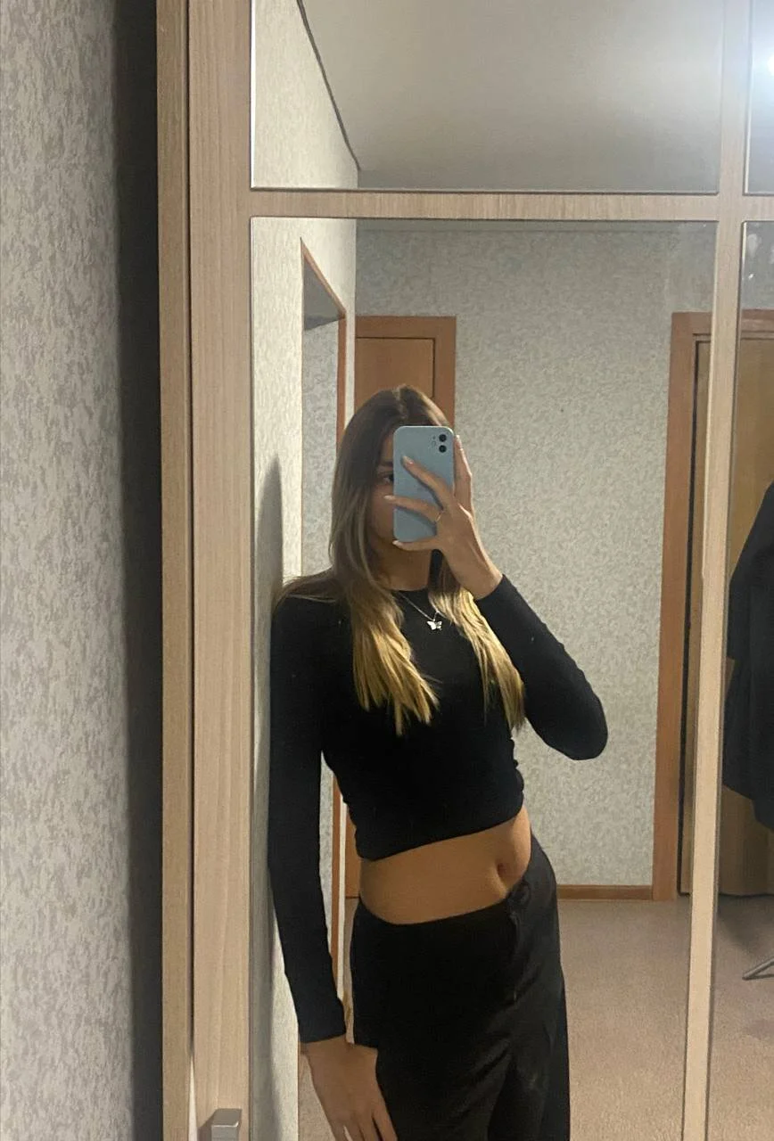 XXX Porn Photo of Nude BrynnHolverson 30