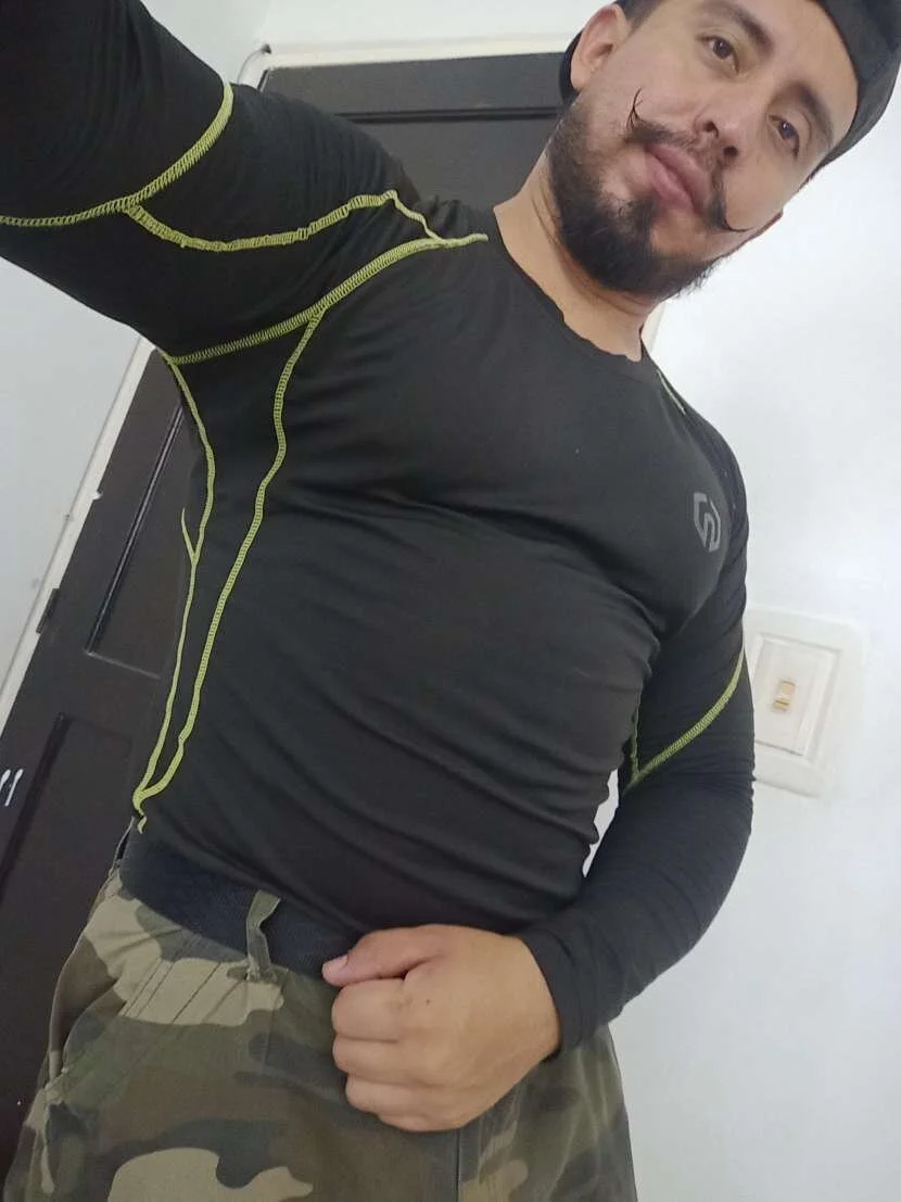 XXX Porn Photo of Nude KalethBigDick 405