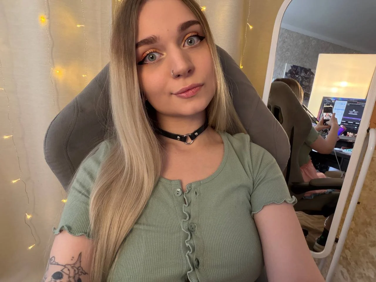 XXX Porn Photo of Nude lucysussy 5