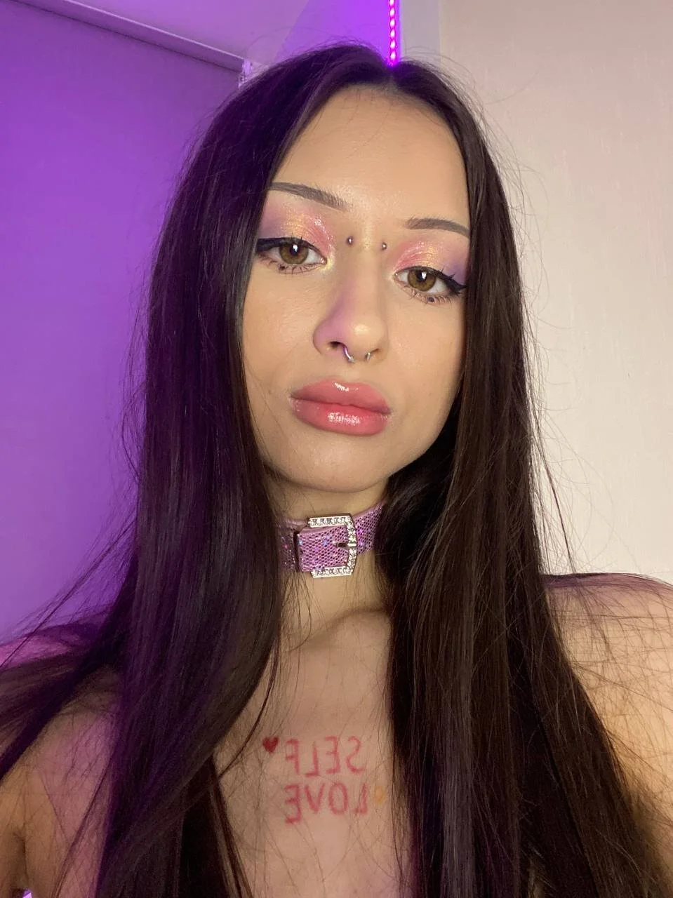 XXX Porn Photo of Nude Holypinkie 1