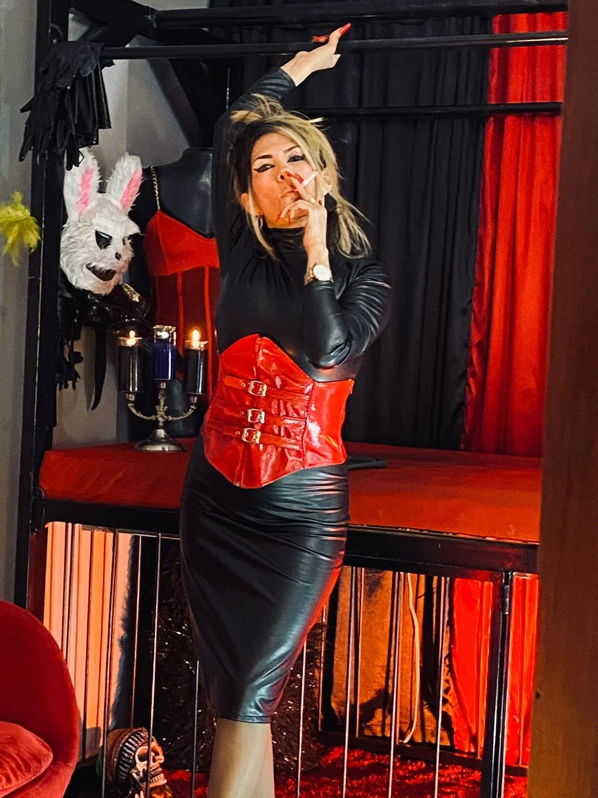 XXX Porn Photo of Nude MistressAndre 181