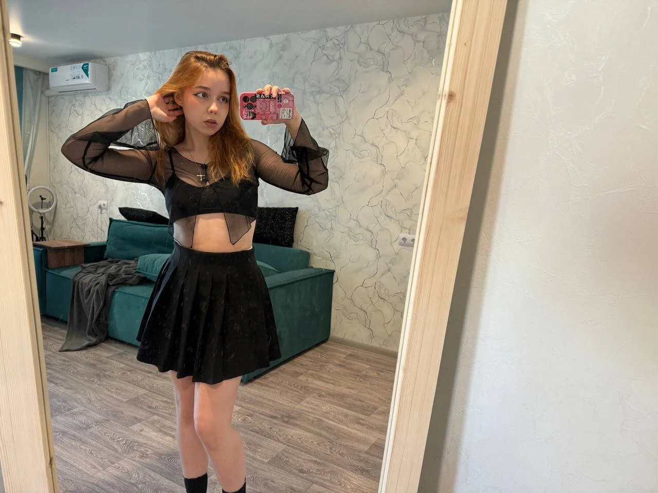 XXX Porn Photo of Nude 812sunflowerinahat 28