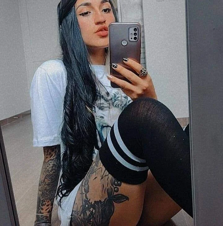 XXX Porn Photo of Nude amelierouss 3
