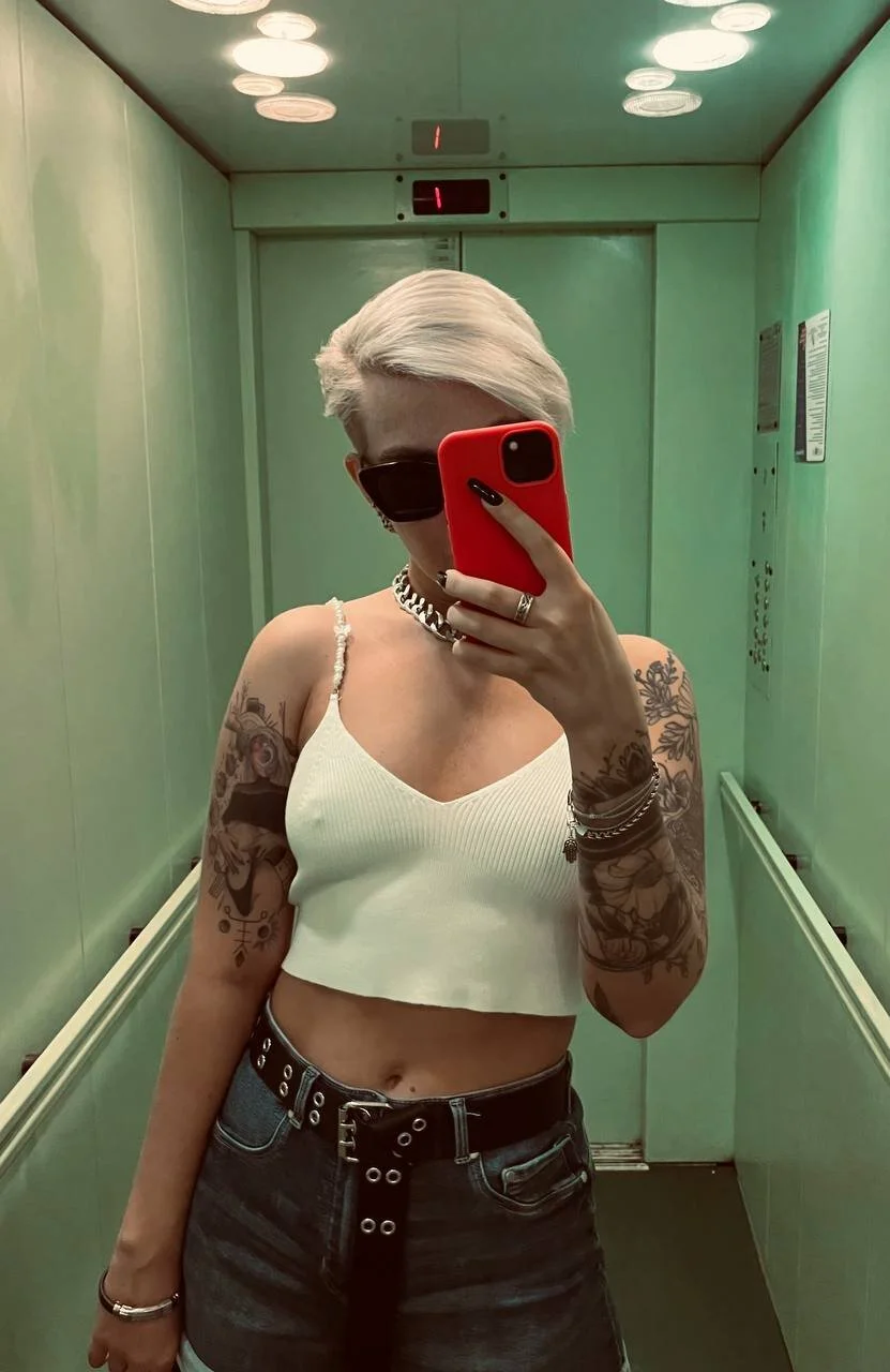XXX Porn Photo of Nude tykioty_Miley 40