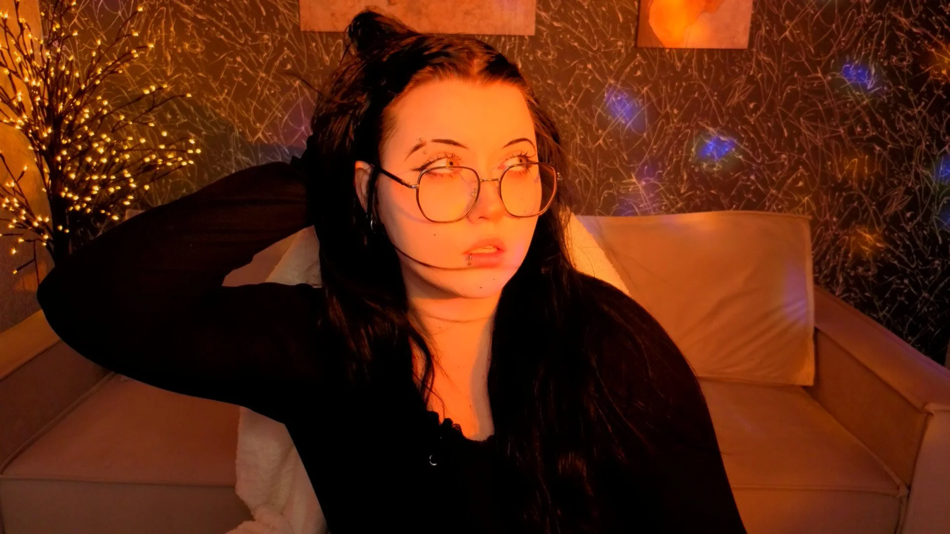 XXX Porn Photo of Nude Kira_G0ld 2