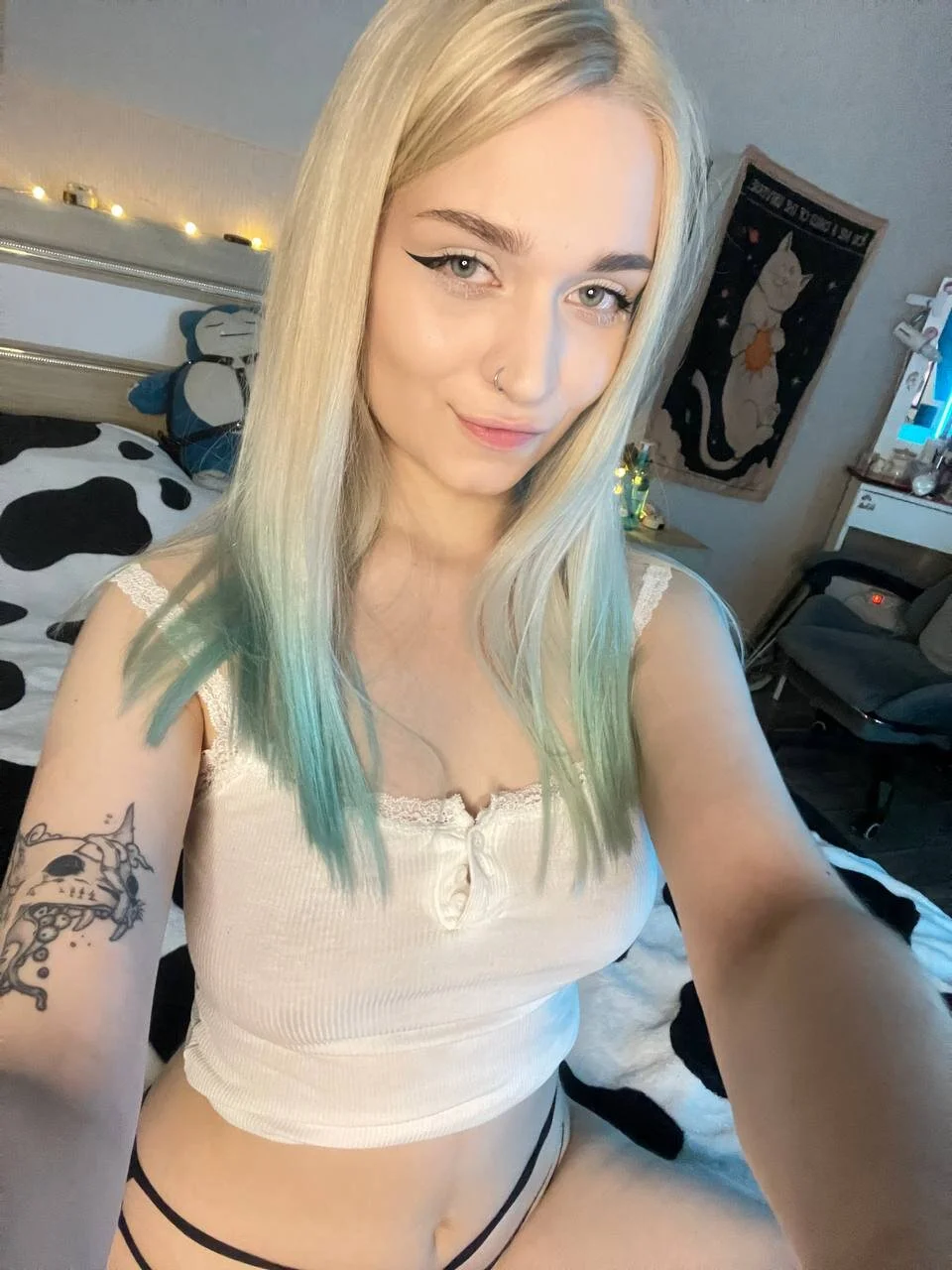 XXX Porn Photo of Nude lucylucious 20