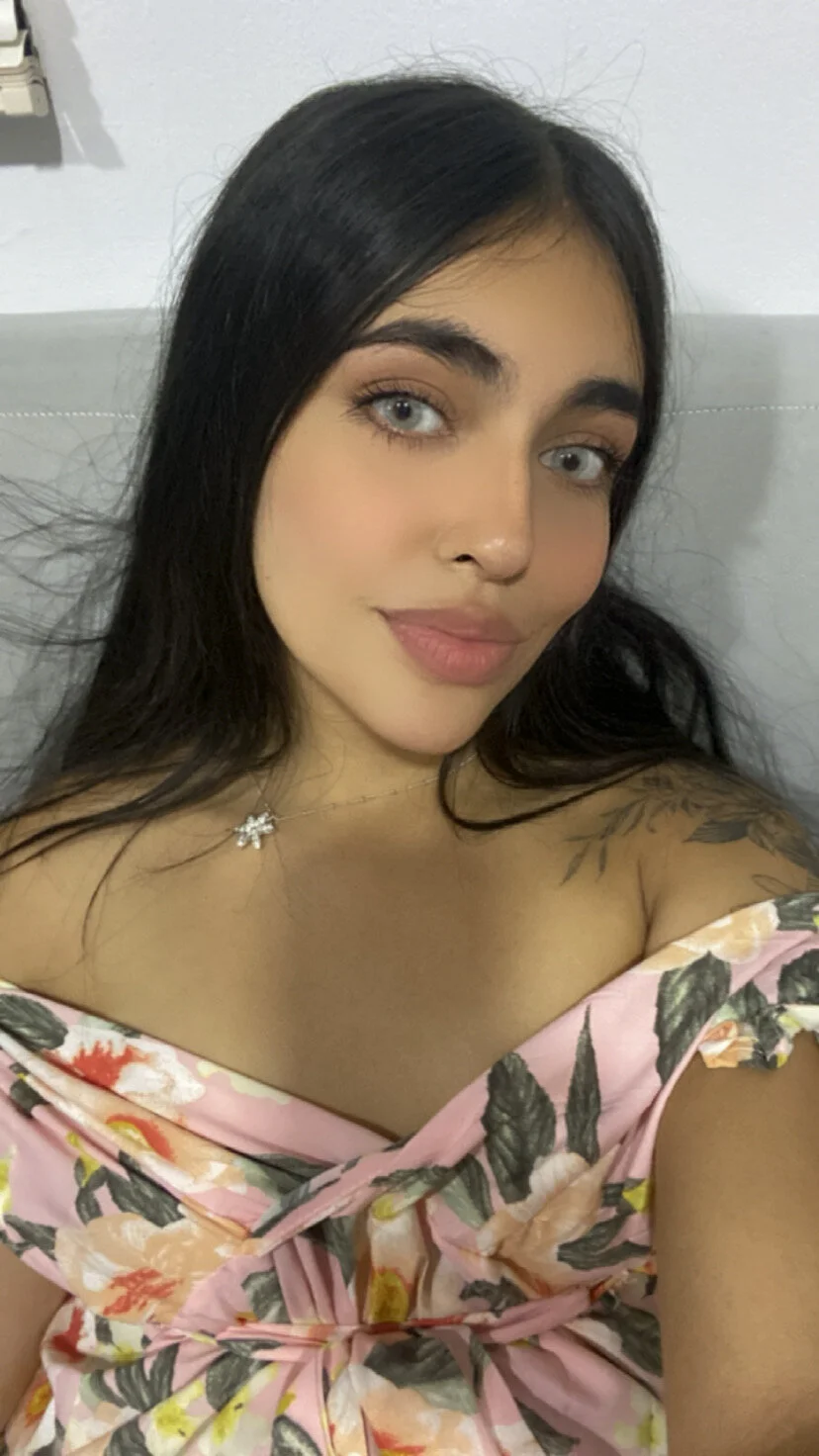 XXX Porn Photo of Nude DaphneUwu 750