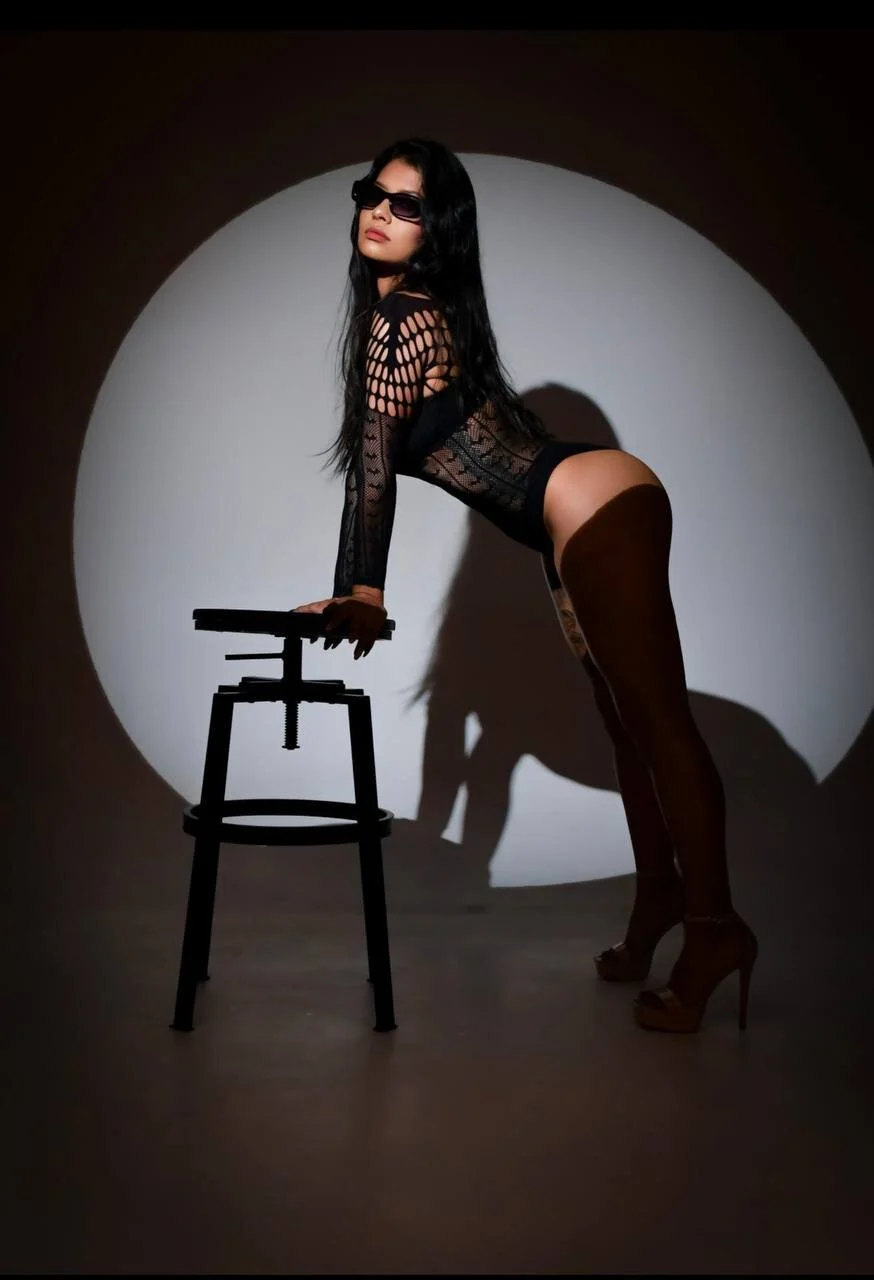 XXX Porn Photo of Nude Yourwishisme_val 3