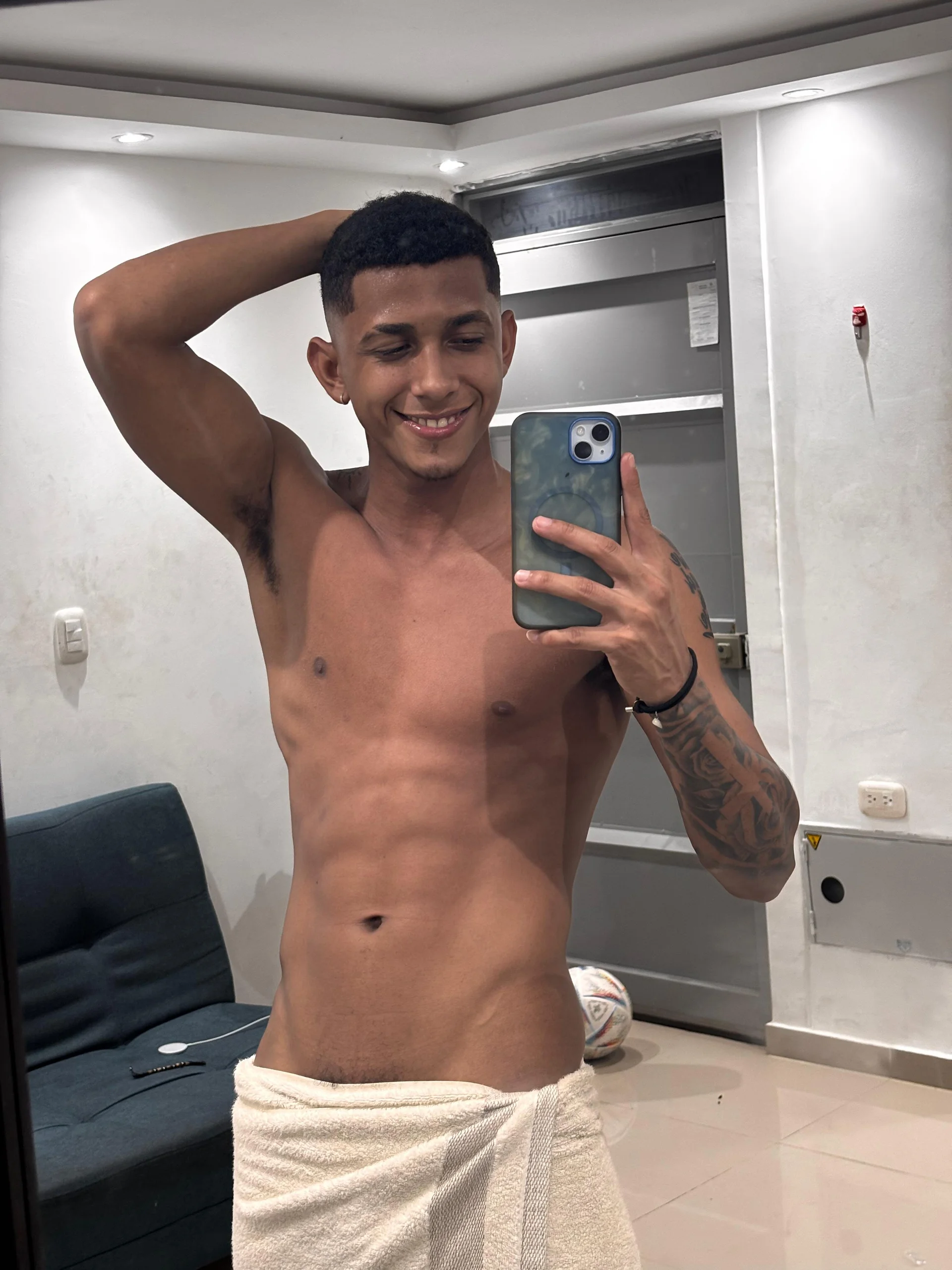 XXX Porn Photo of Nude dominic_smith_ 26
