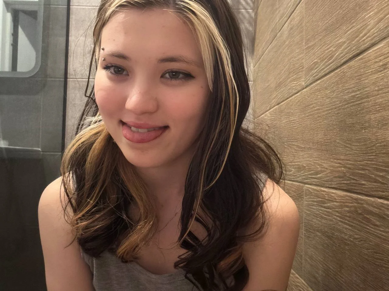 XXX Porn Photo of Nude ShyAkemis 17