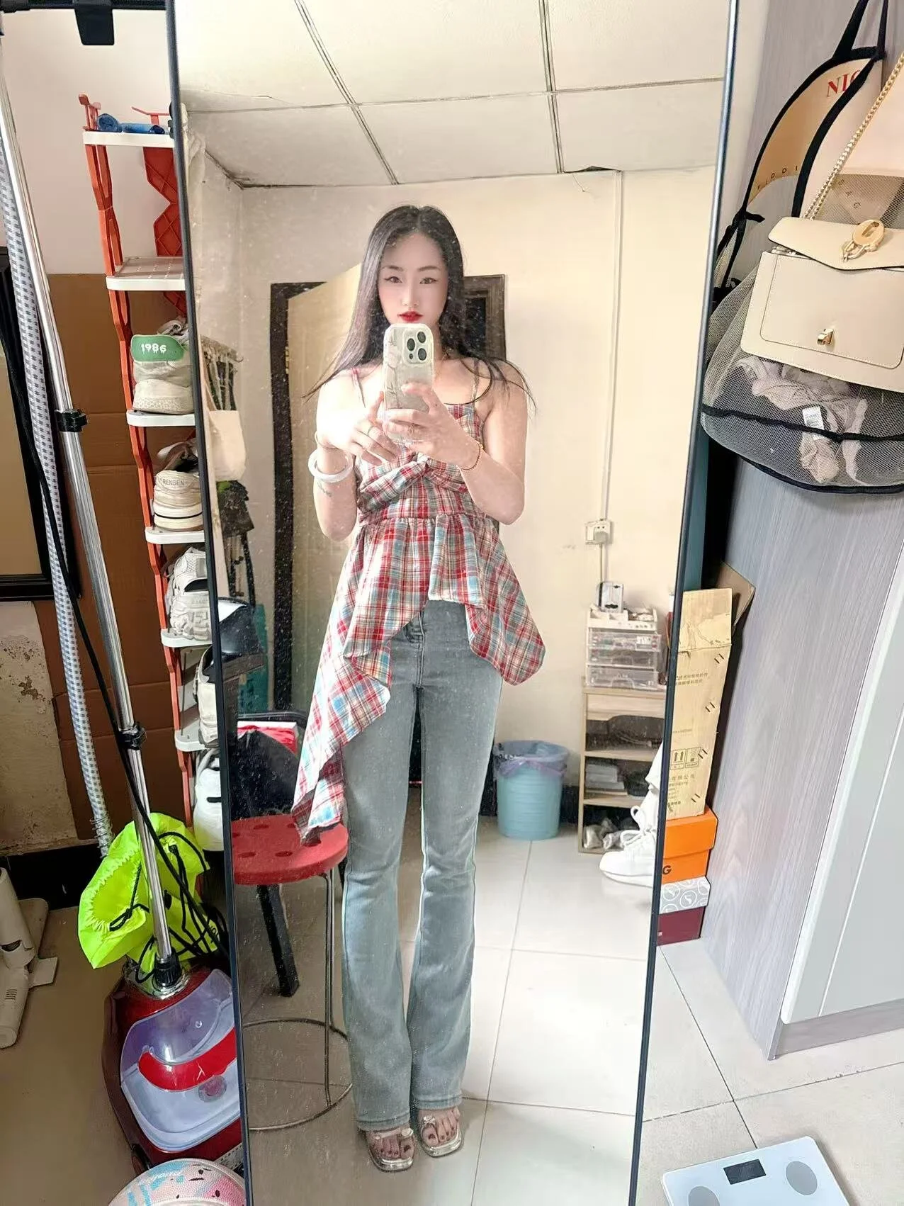 XXX Porn Photo of Nude yezi001 2