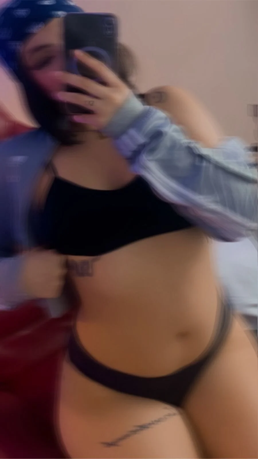 XXX Porn Photo of Nude Ivy_Yovng 2