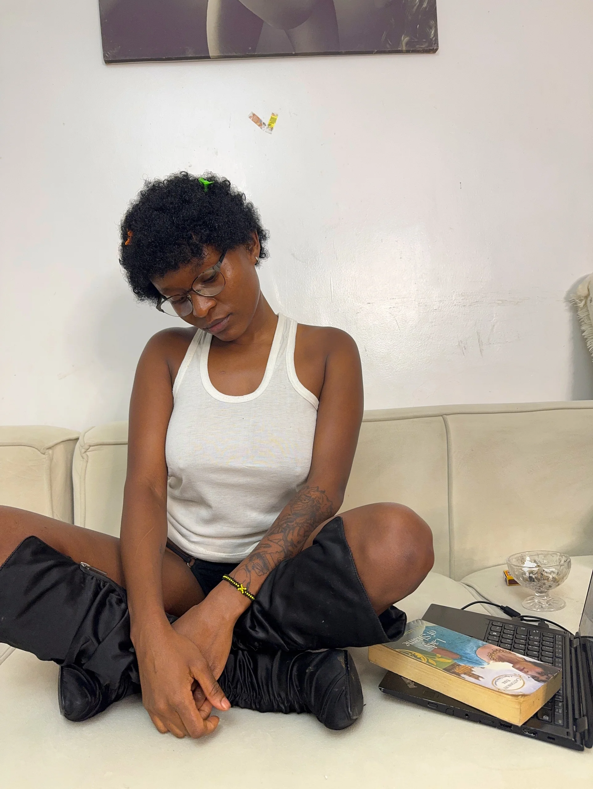 XXX Porn Photo of Nude Lil-shawrie 4